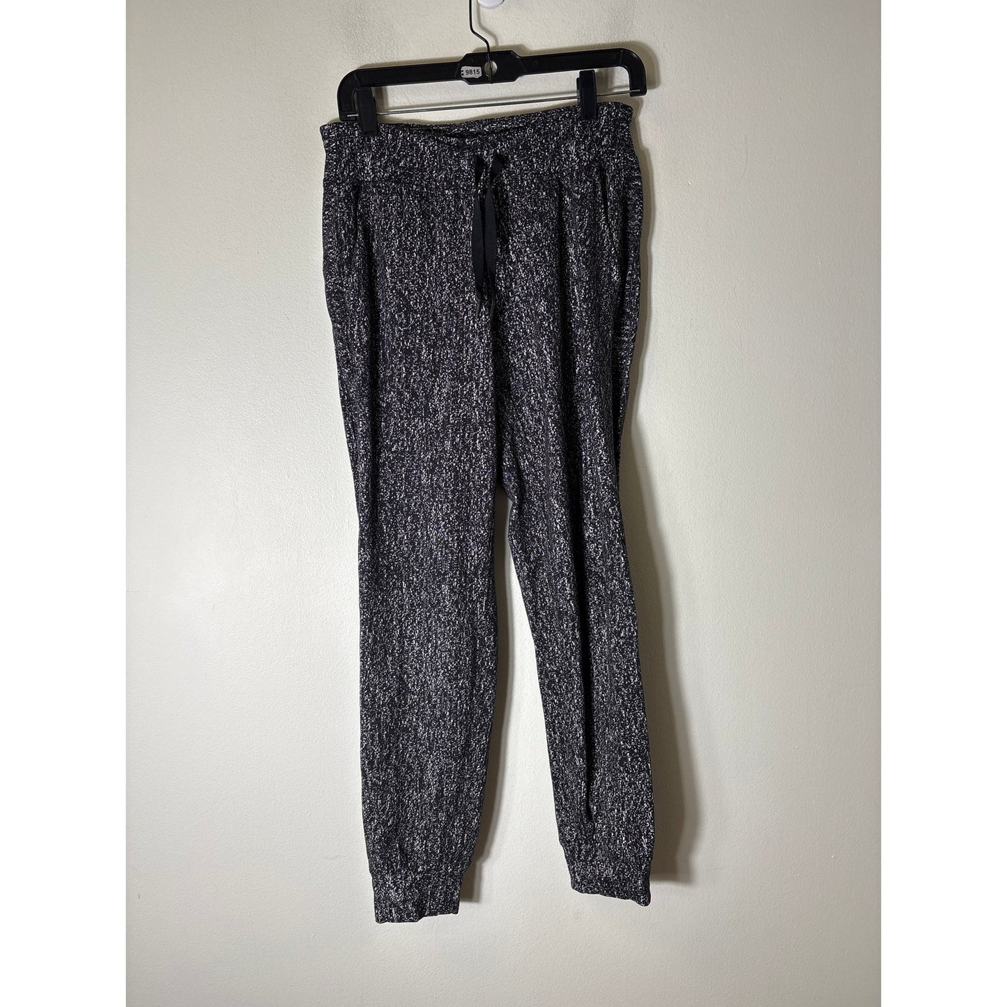 Lululemon Black White Pull On Athletic Joggers sz 6