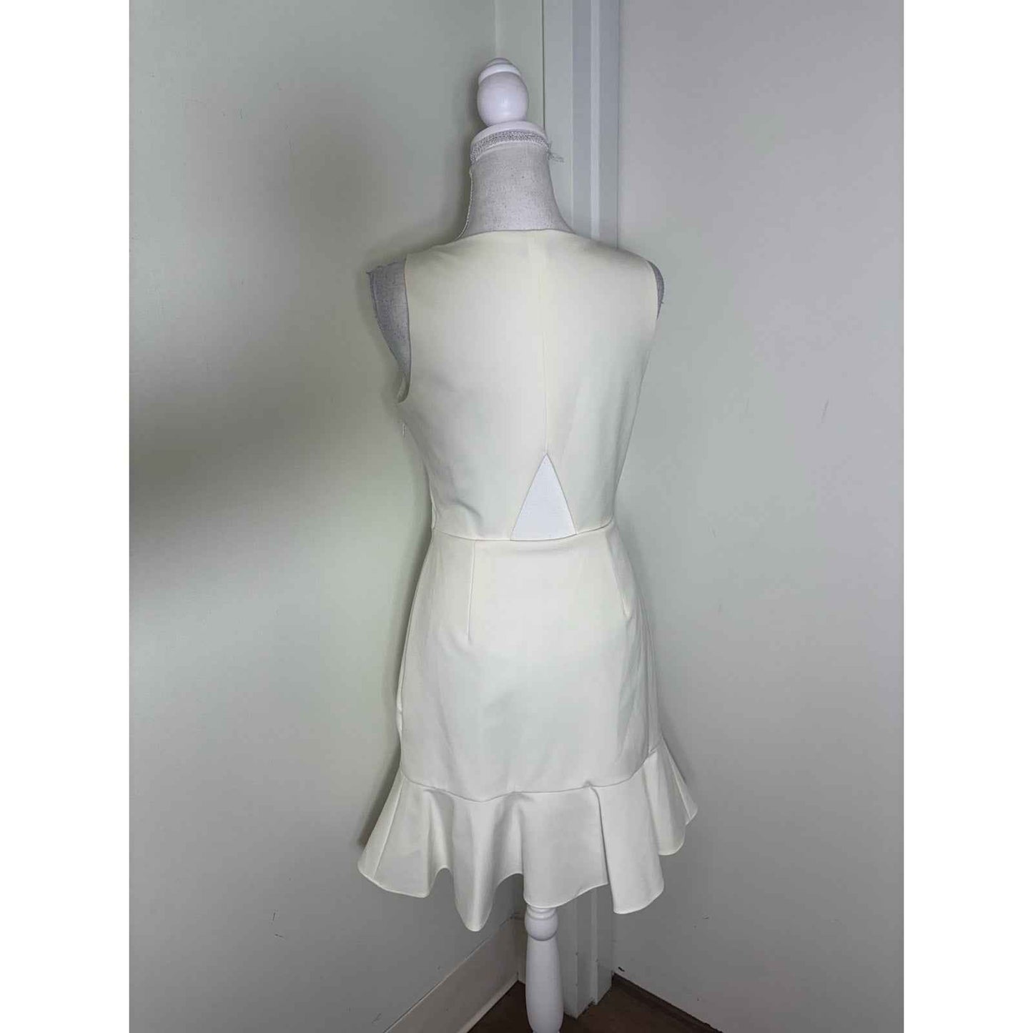 Rebecca Minkoff Off White Flutter Hem Dress Sz 2