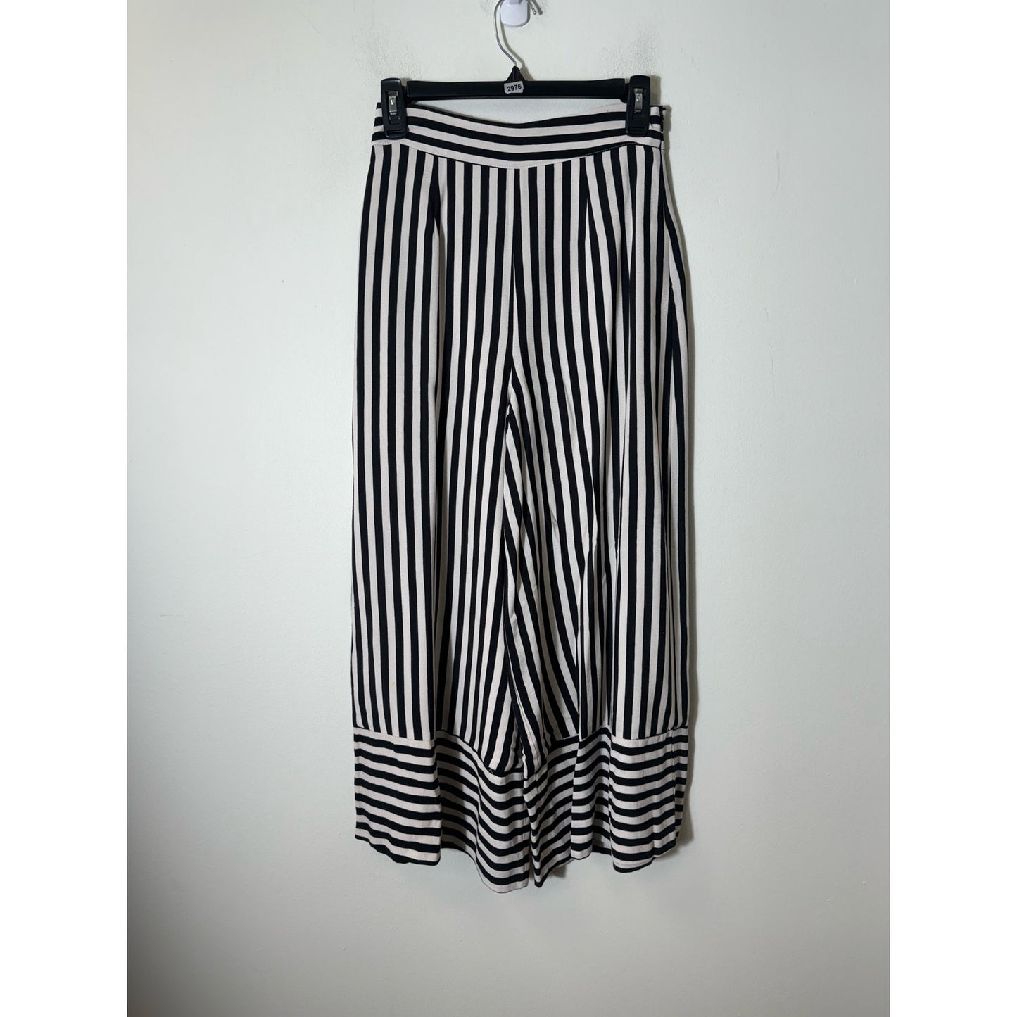Lovers and Friends Black White Striped Wide Leg Cropped Pants Sz XS