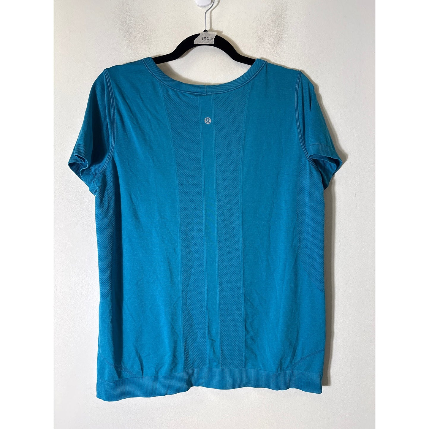 Lululemon Bright Blue Short Sleeve Athletic Shirt Sz 10