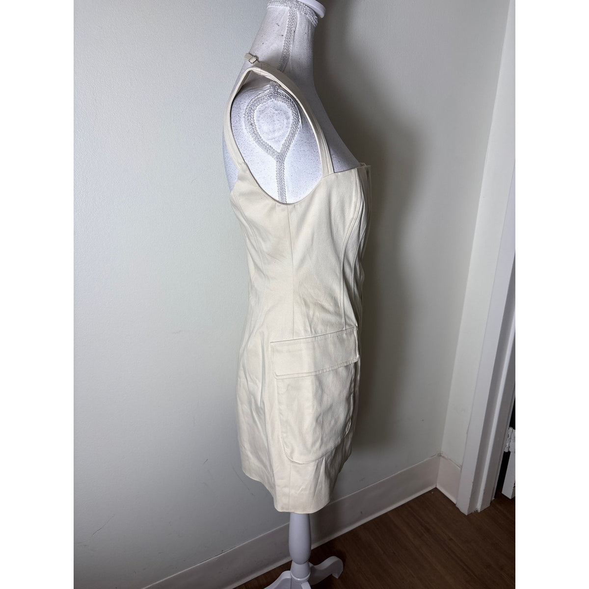 L'academie Cream Structured Front Pocket Mini Dress Sz S