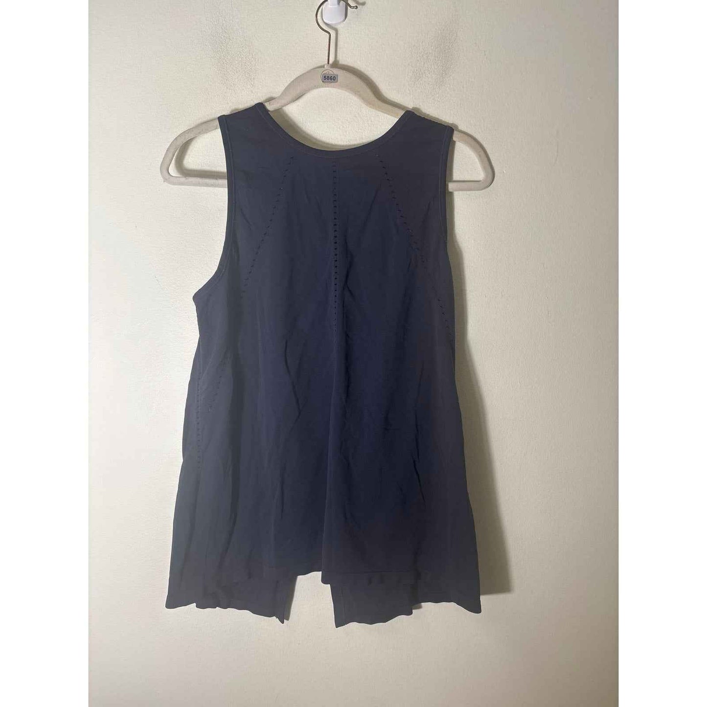 Athleta Black Sleeveless Athletic Top with a Split Back Sz L