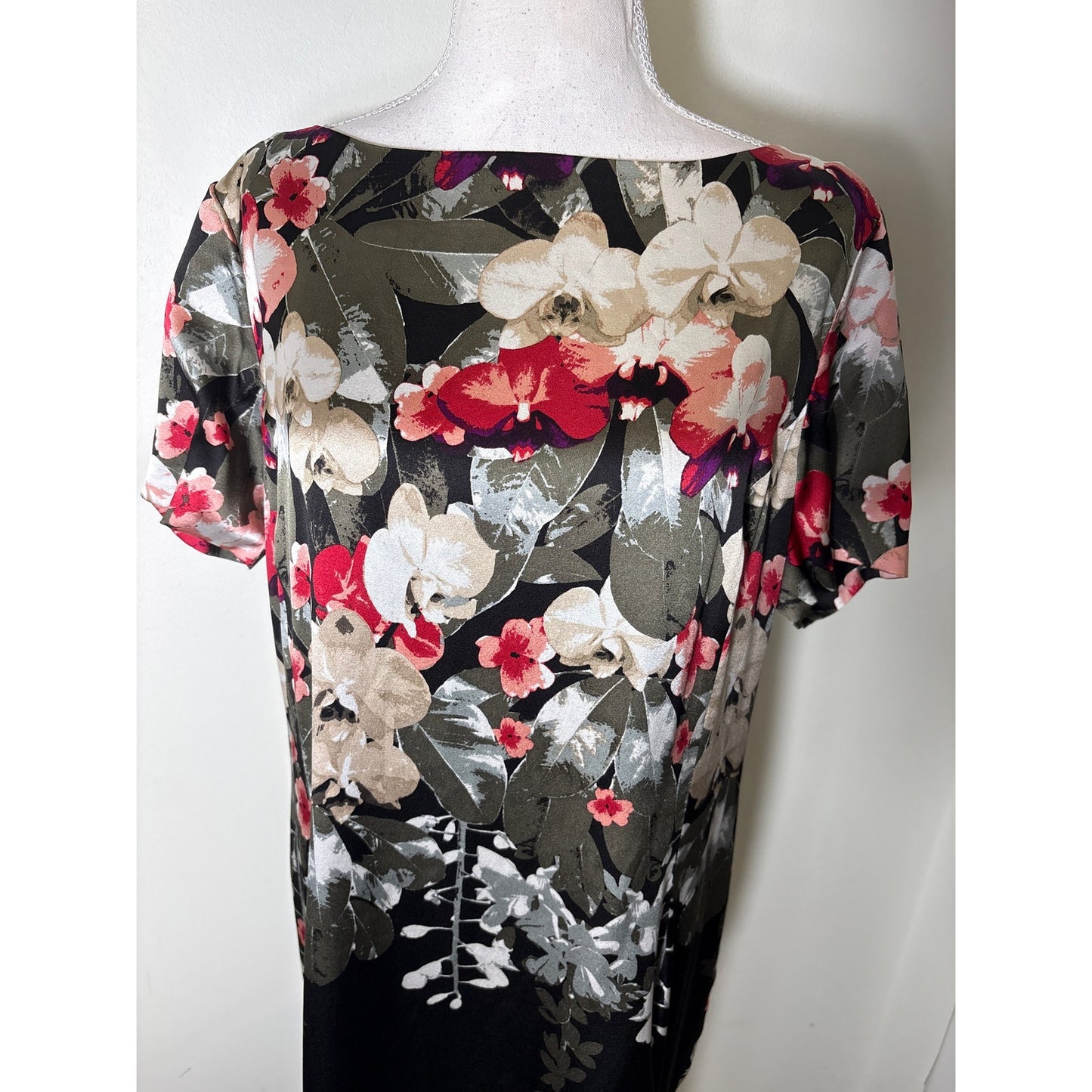 St. John Black Floral Short Sleeve Silk Midi Dress Sz 14