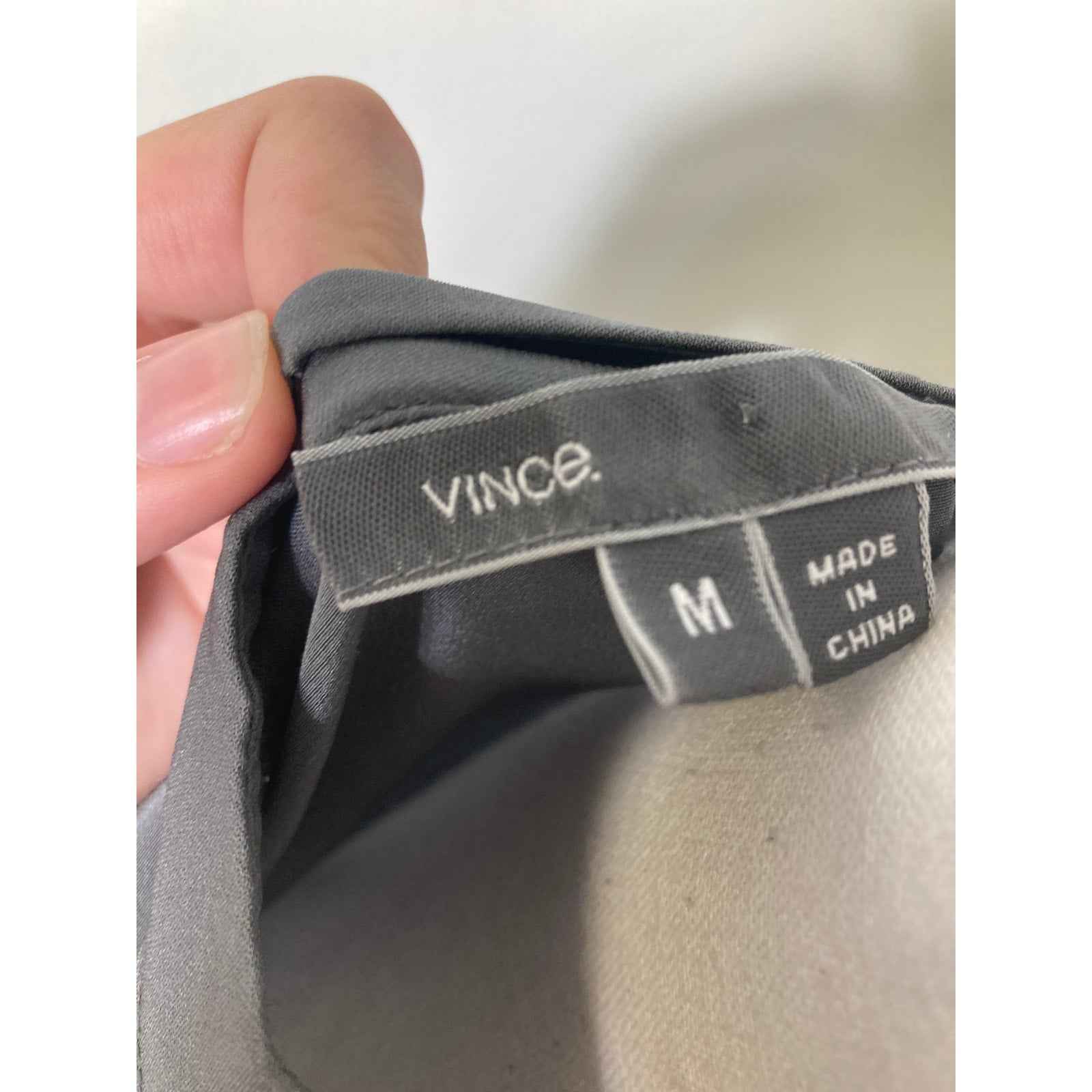 Vince Gray Long Sleeve V-Neck Silk Tunic Style Shirt Sz M