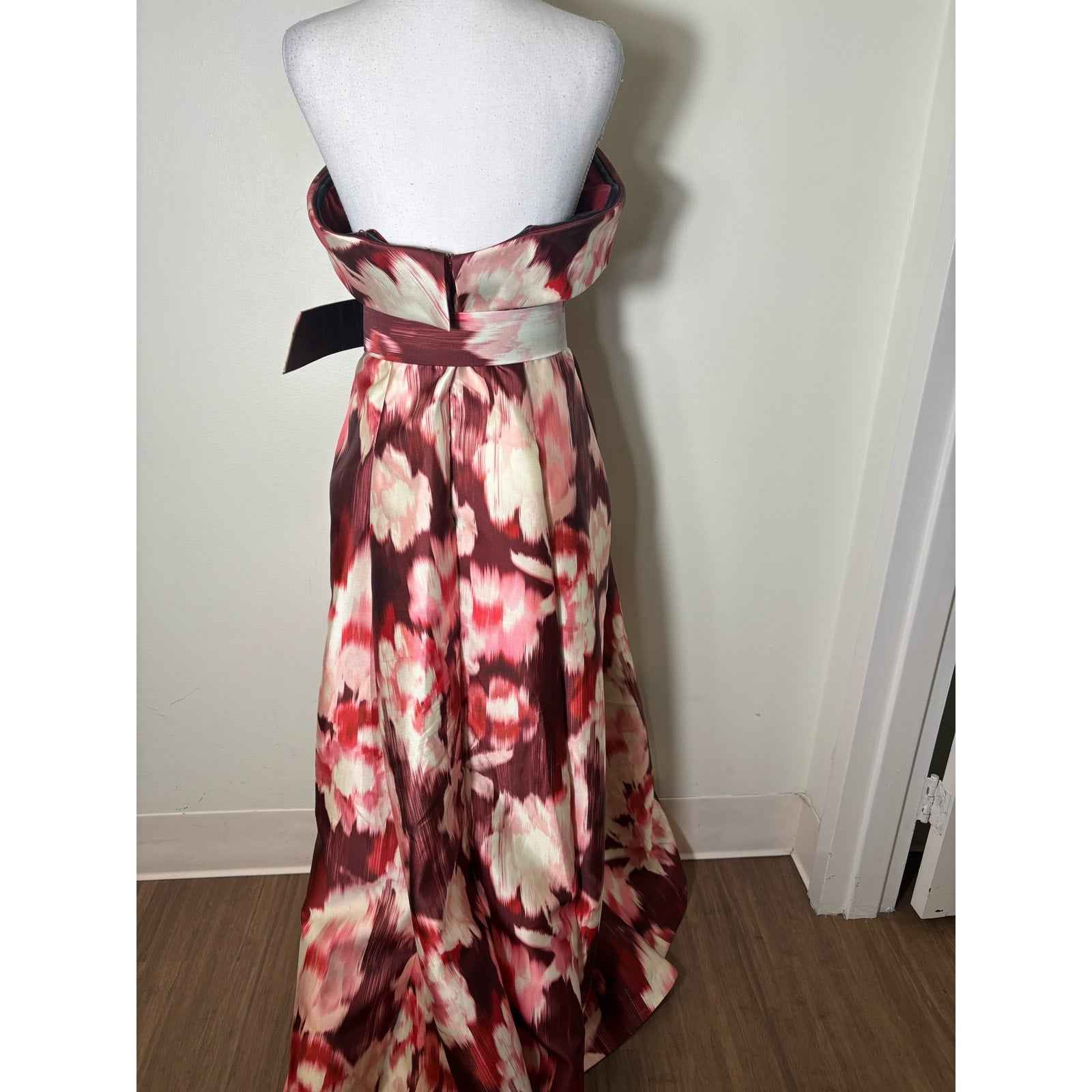 Sachin &n Babi Brielle Strapless Belted Gown Sz 12