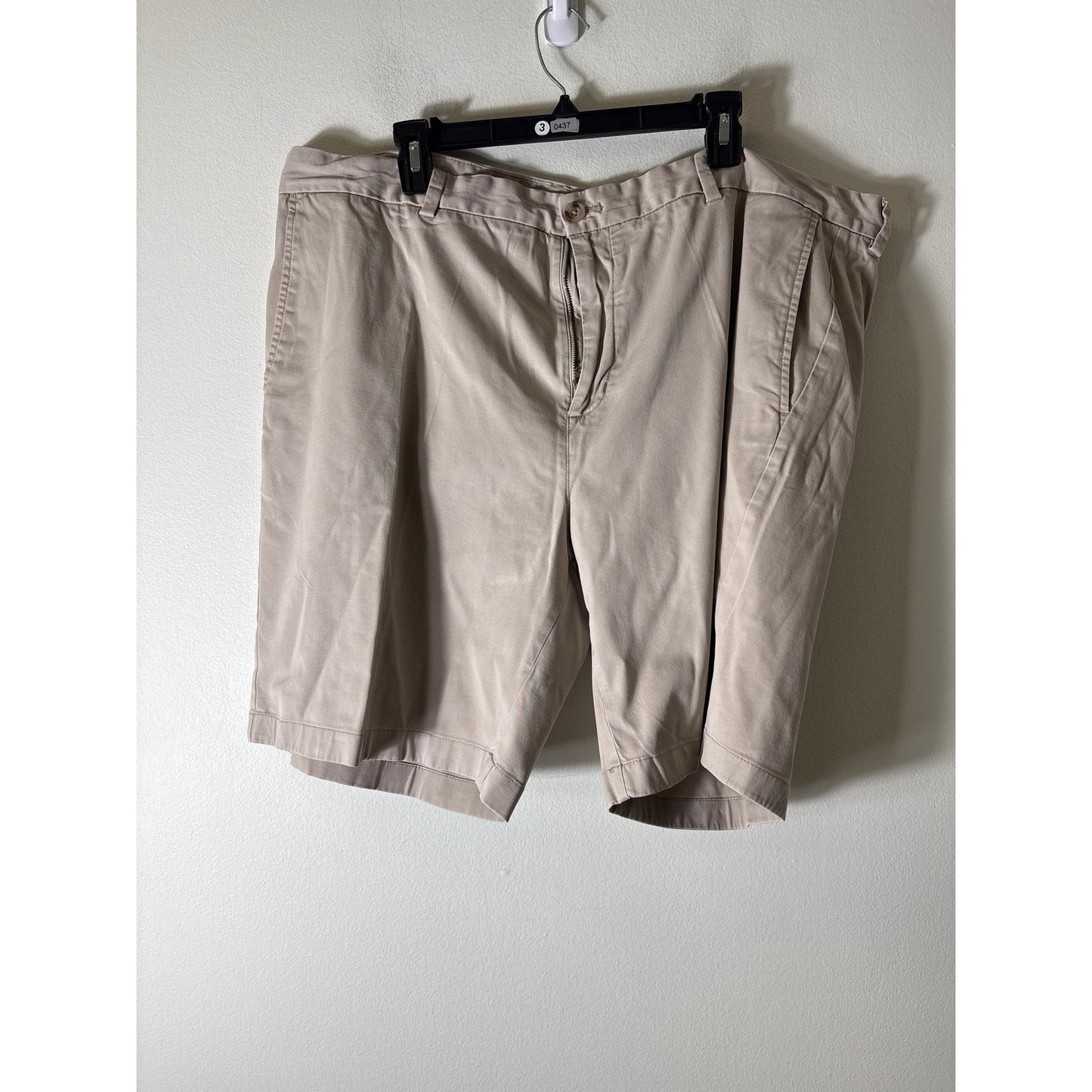 Mens Vineyard Vines Light Tan Flat Front Shorts Sz 42