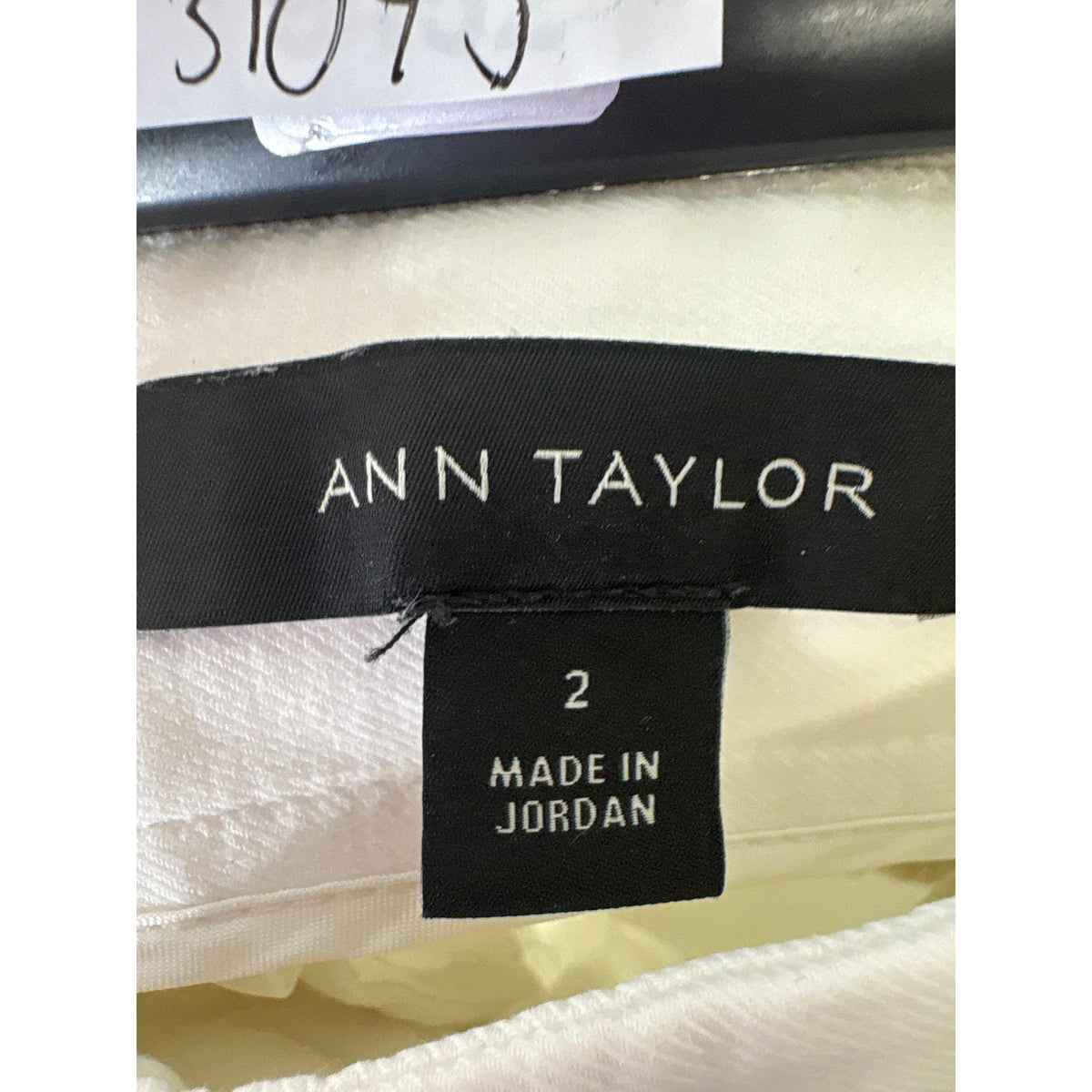Ann TaylorWhite Cotton Short Shorts Sz 2