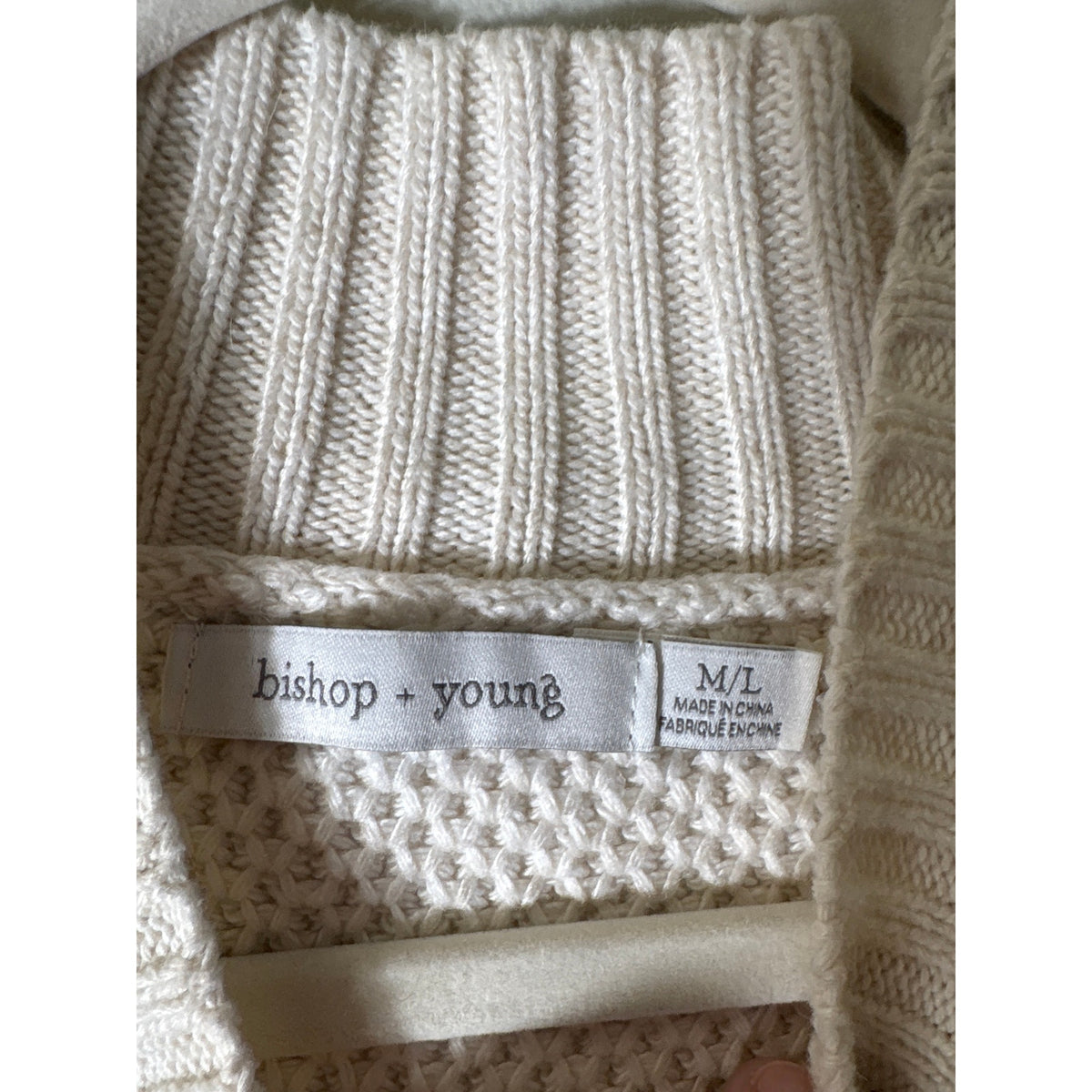 Bishop + Young Cream Knit Mock Neck Sweater Sz M/L