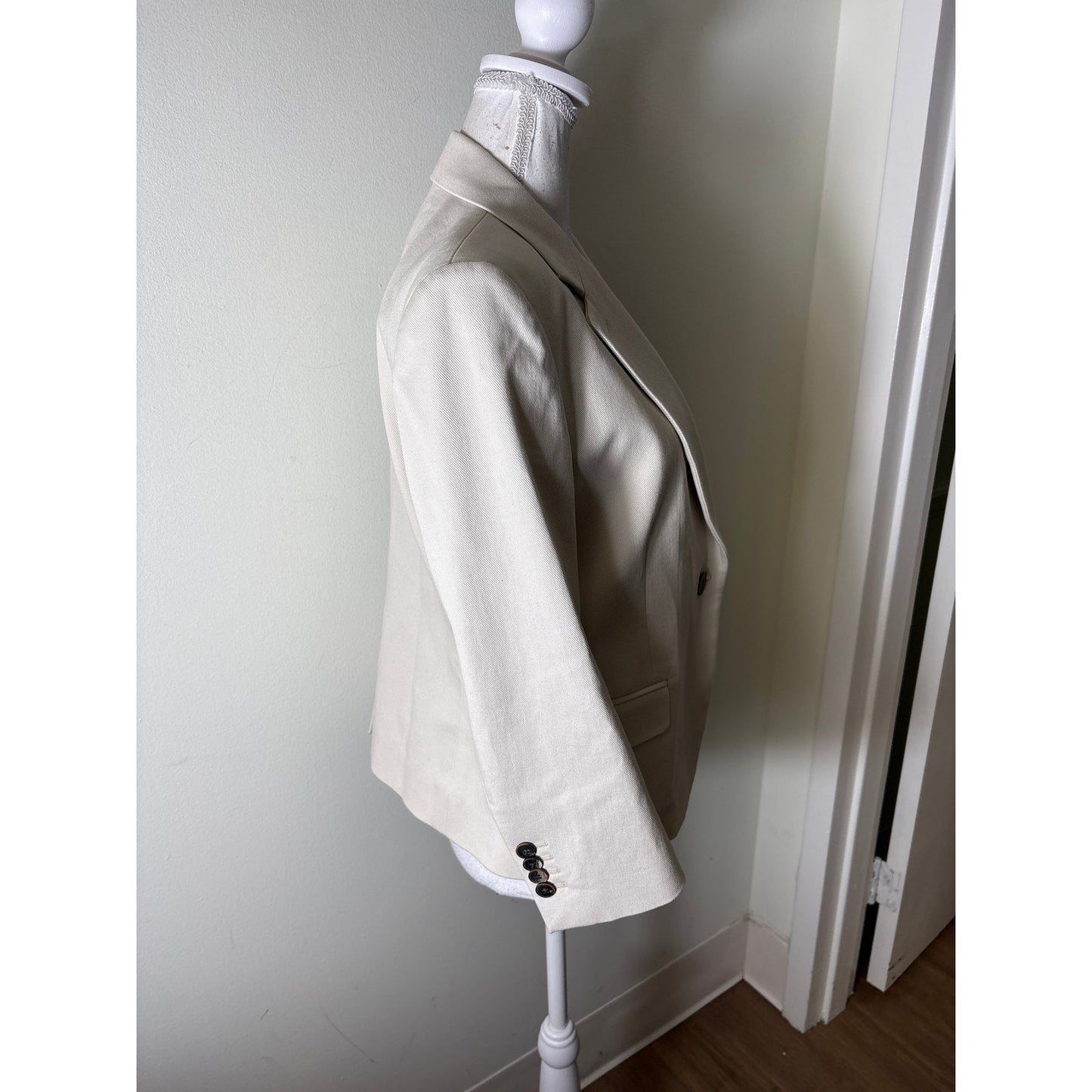 NWT Sharis Place Oyster Denim Jacket Sz 46