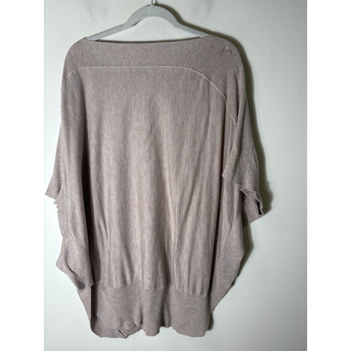 Splendid Tan Pullover Throw Sz XS/S