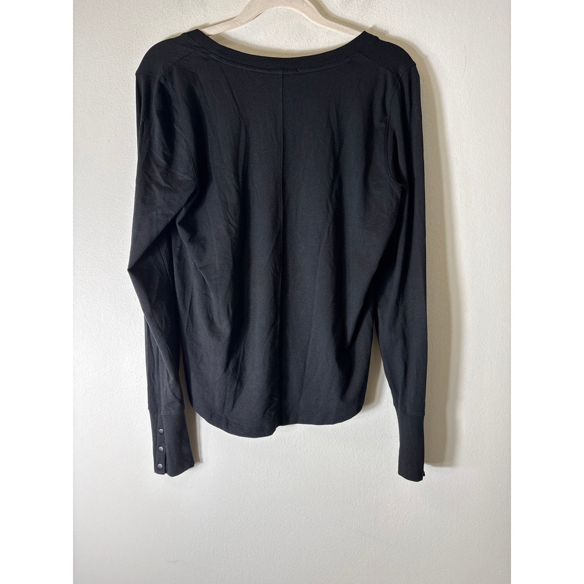 Evereve Black Long Sleeve Tee Sz M