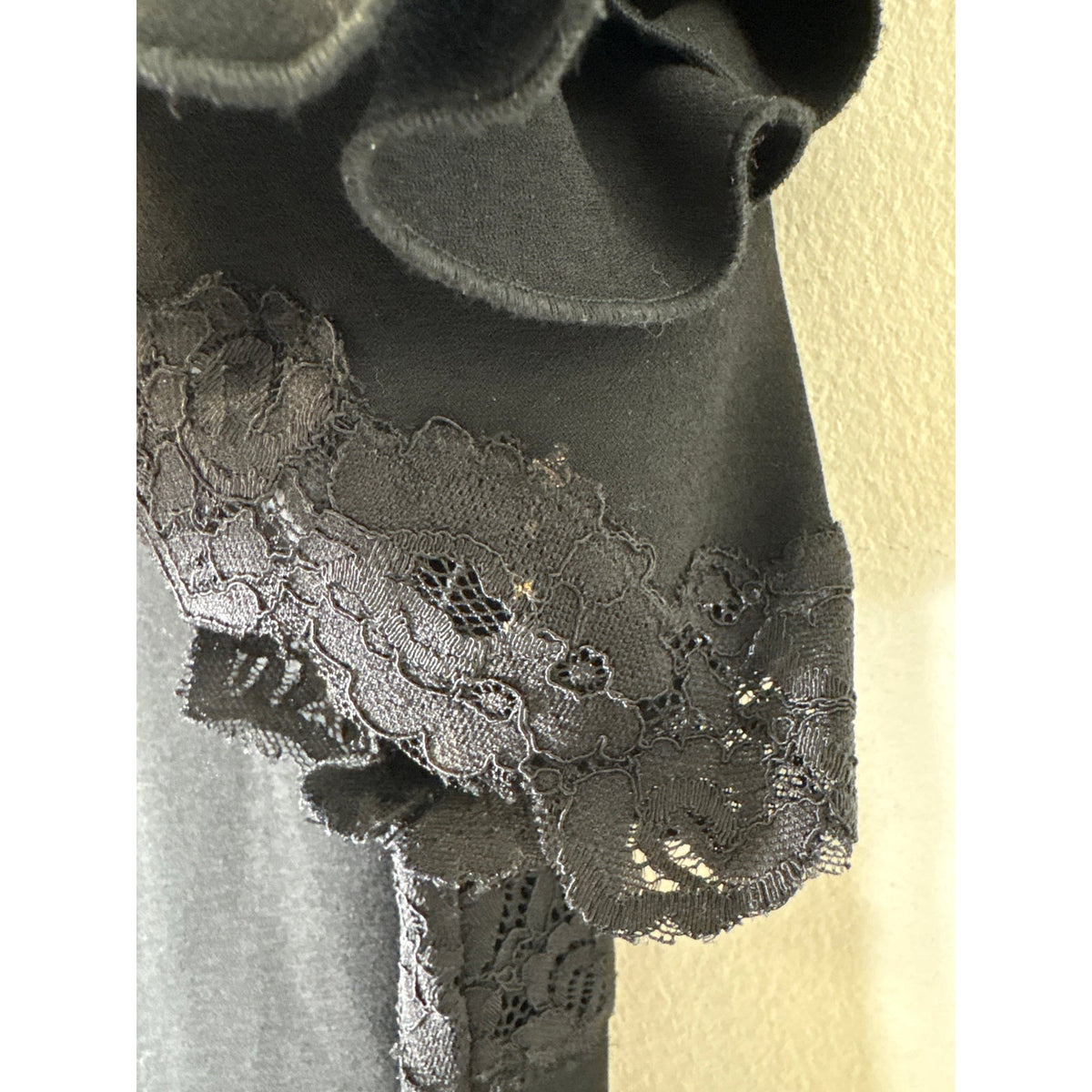 Rebecca Taylor Black LAce Ruffle Knee Length Shift Dress Sz 4