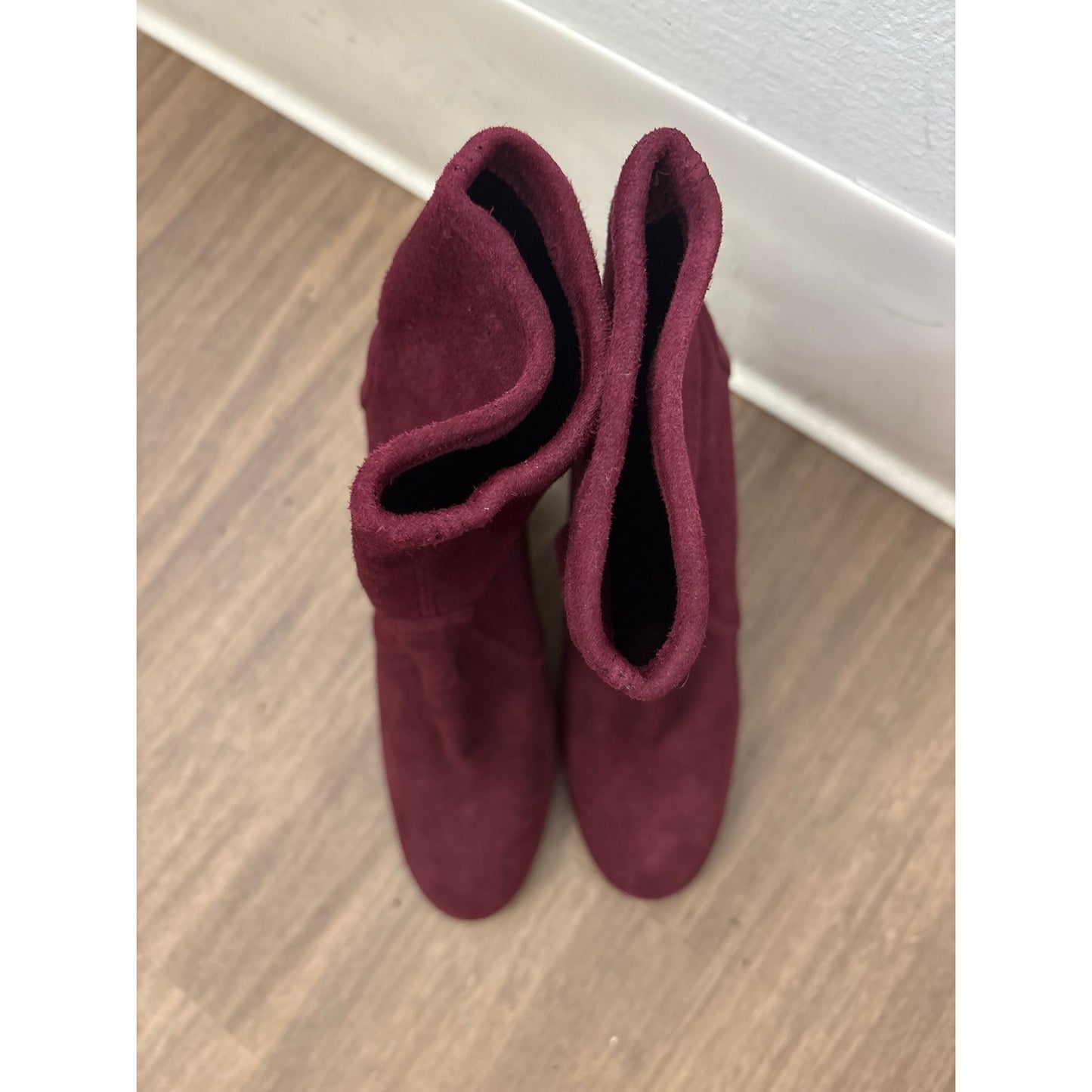 Stuart Weitzman Maroon Suede High Heel Bootie Sz 6