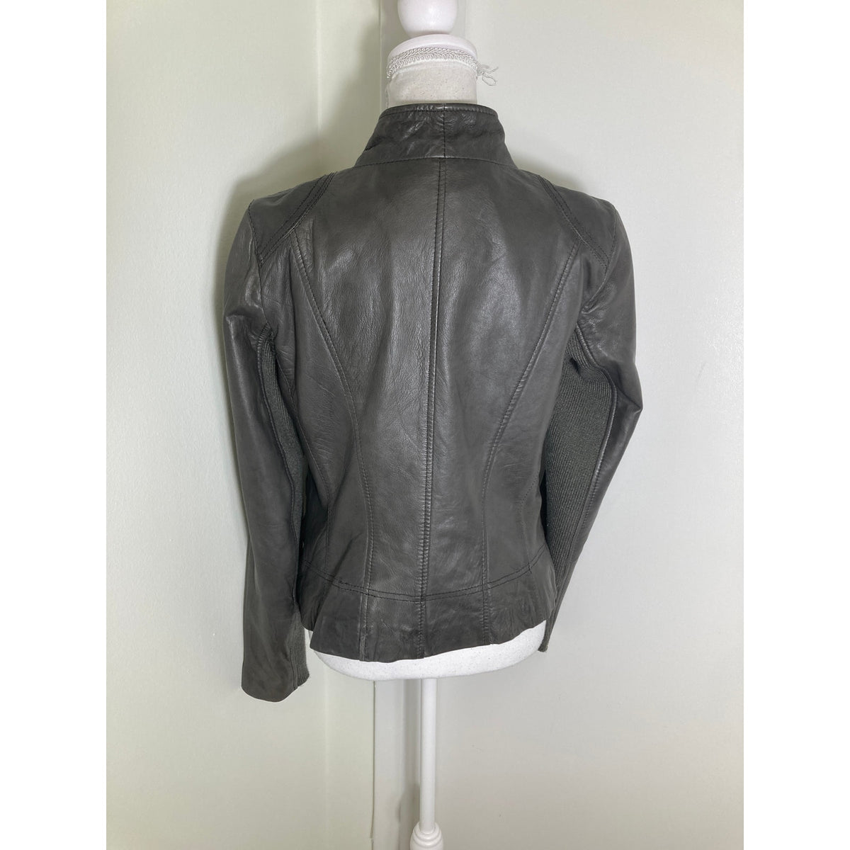 Whetblu Gray 100% Leather JAcket Sz M