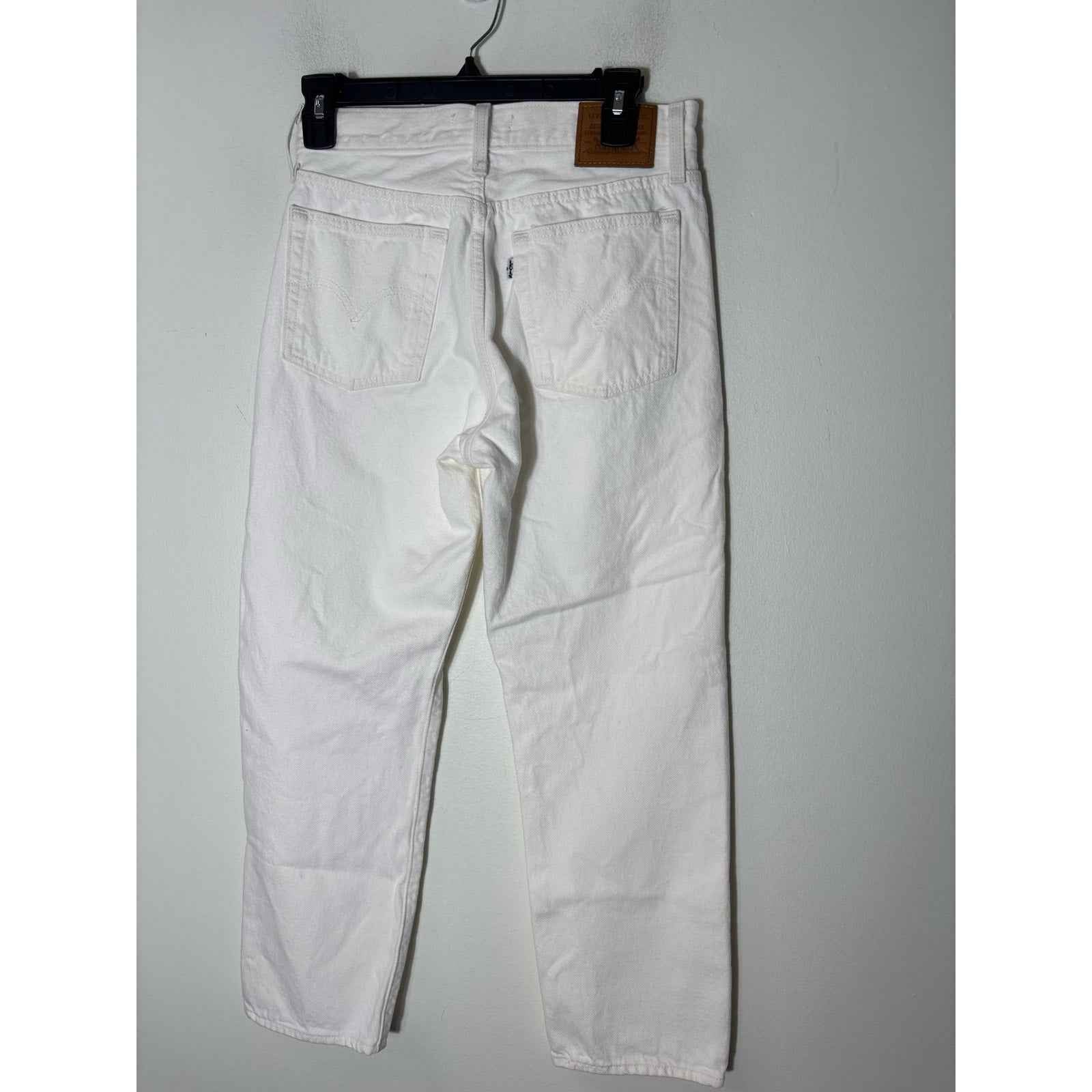 Levi's Off White Denim Button Fly "Wedgie Straight" Jeans Sz 27