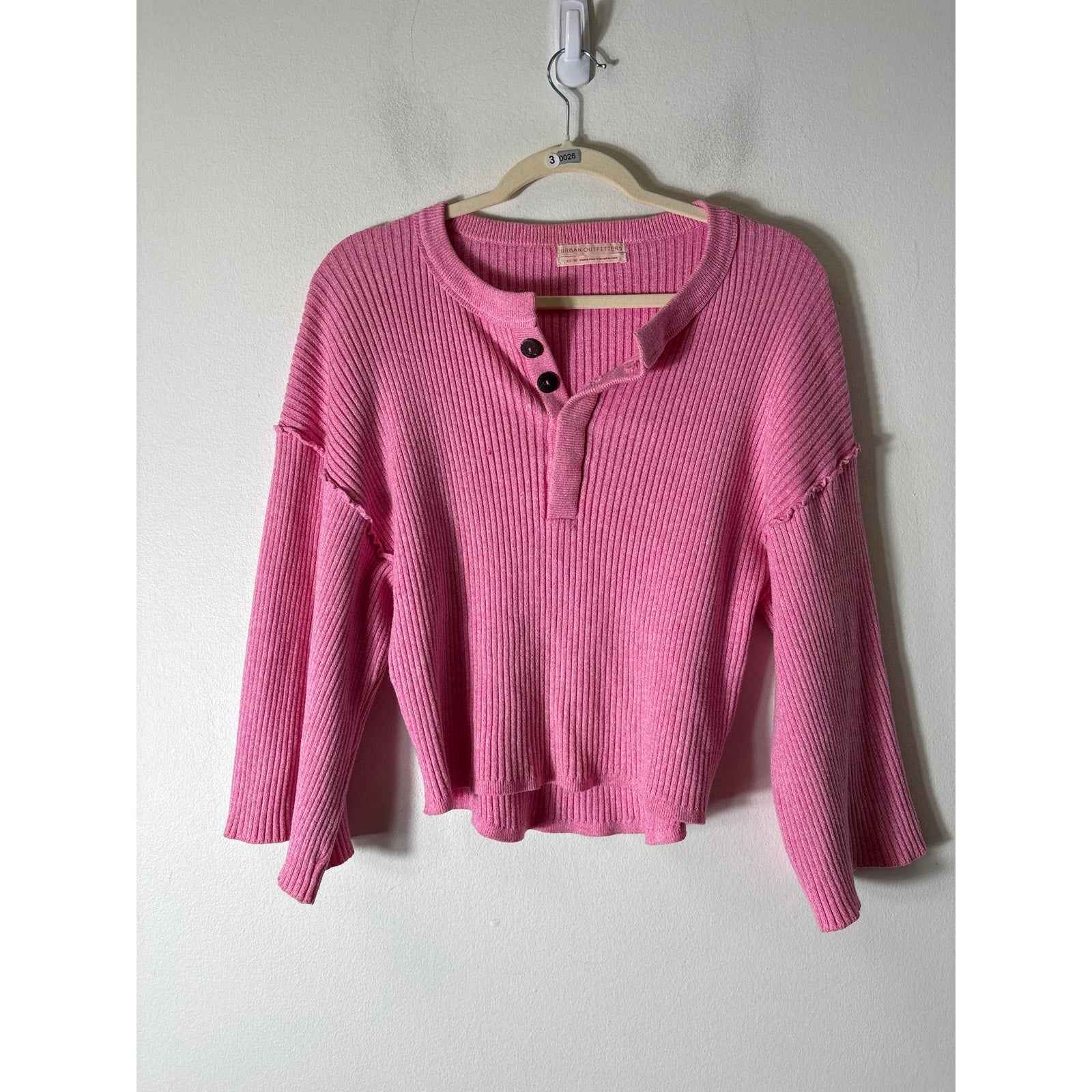 Urban Outfitters Pink Long Sleeve Knit Ribbed Sweater Sz XS