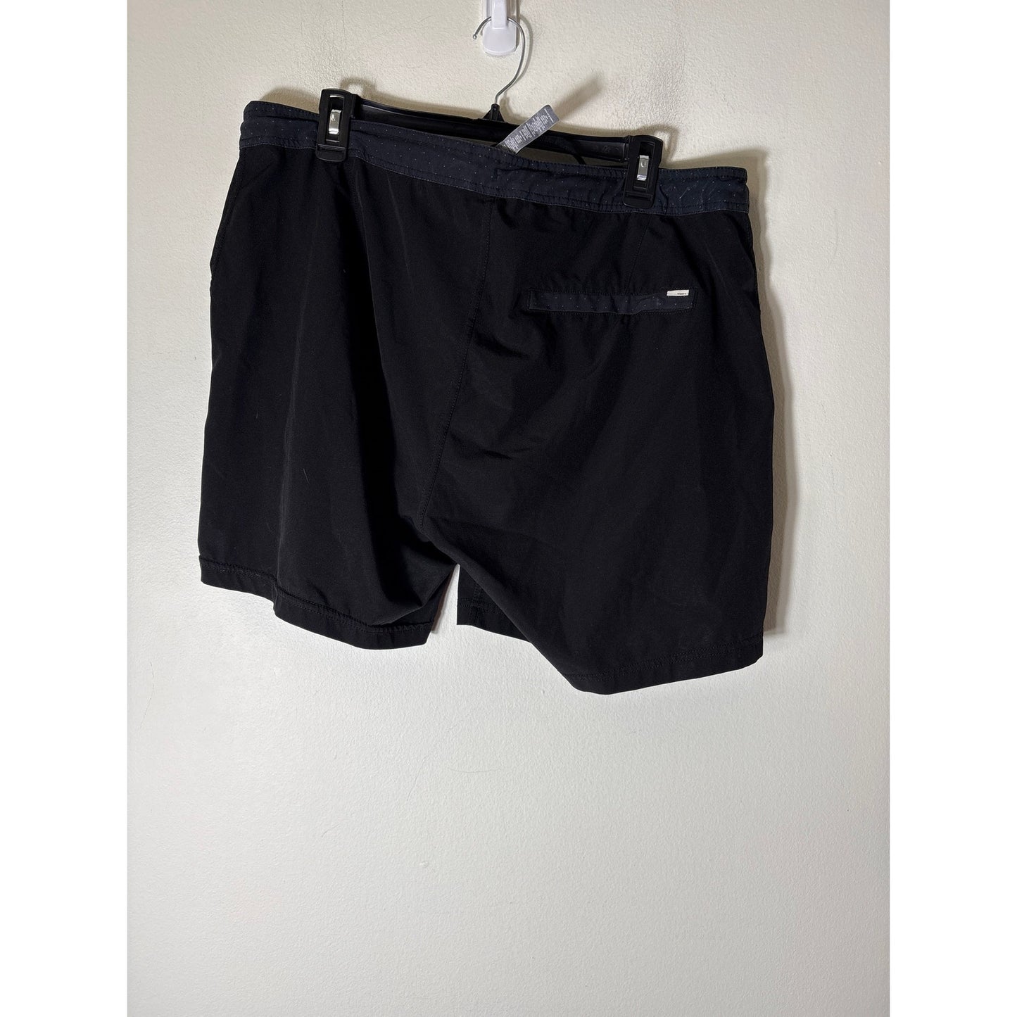 Men's  Black Vuori Hybrid Shorts Sz 36