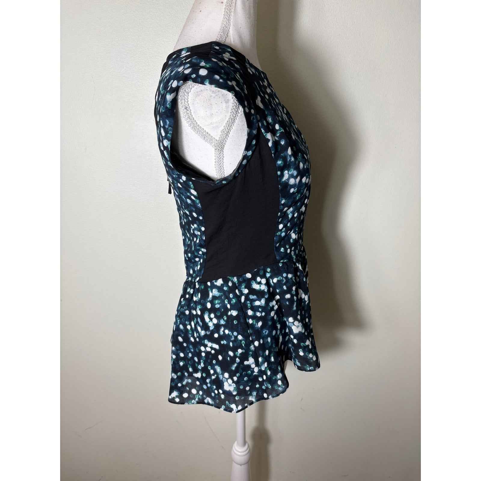 Rebecca Taylor Black Green Print Sleeveless Peplum Cap Sleeve Top Sz 0