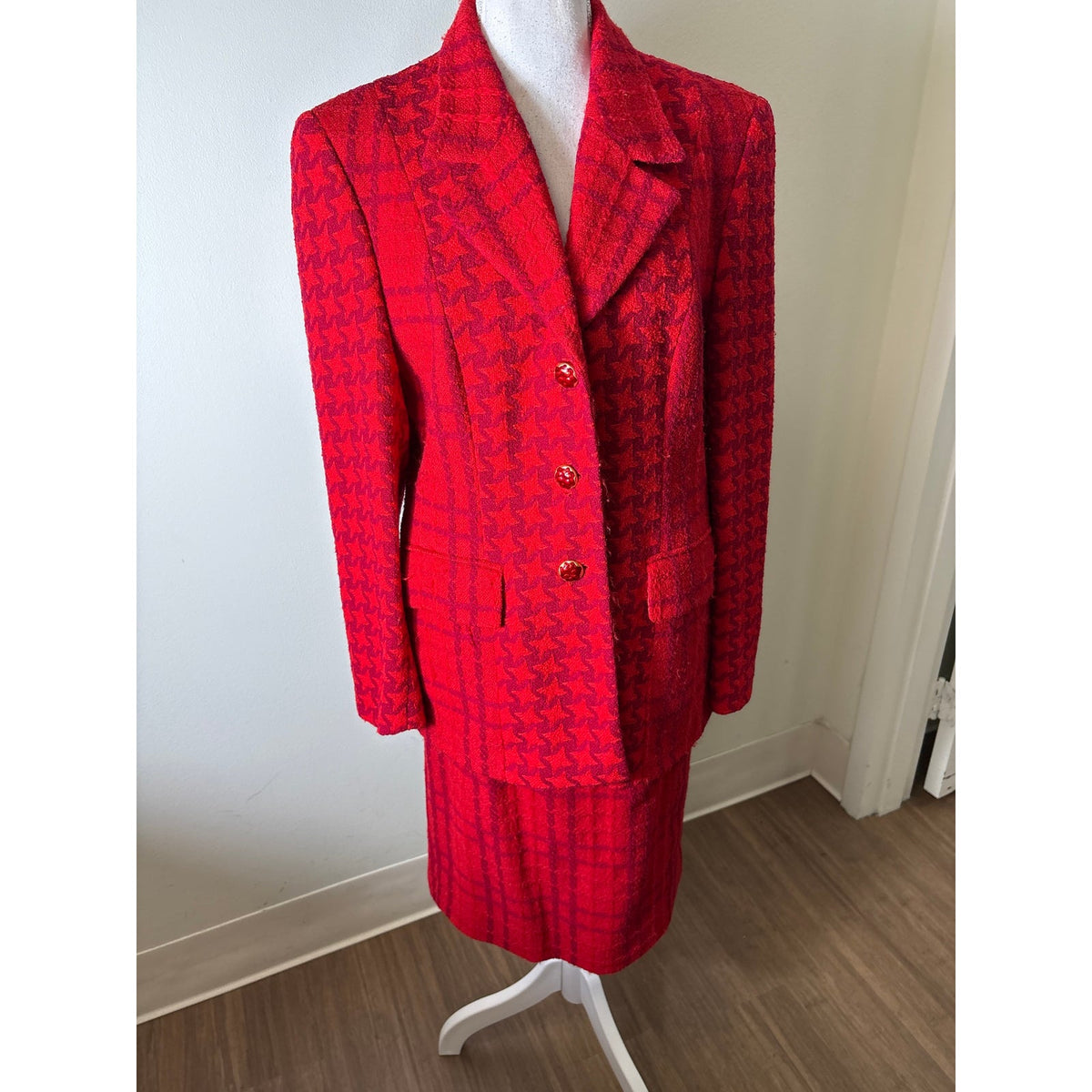 Escada Vintage Red Plaid 2 Piece Wool Pencil Skirt Suit Set Sz 40