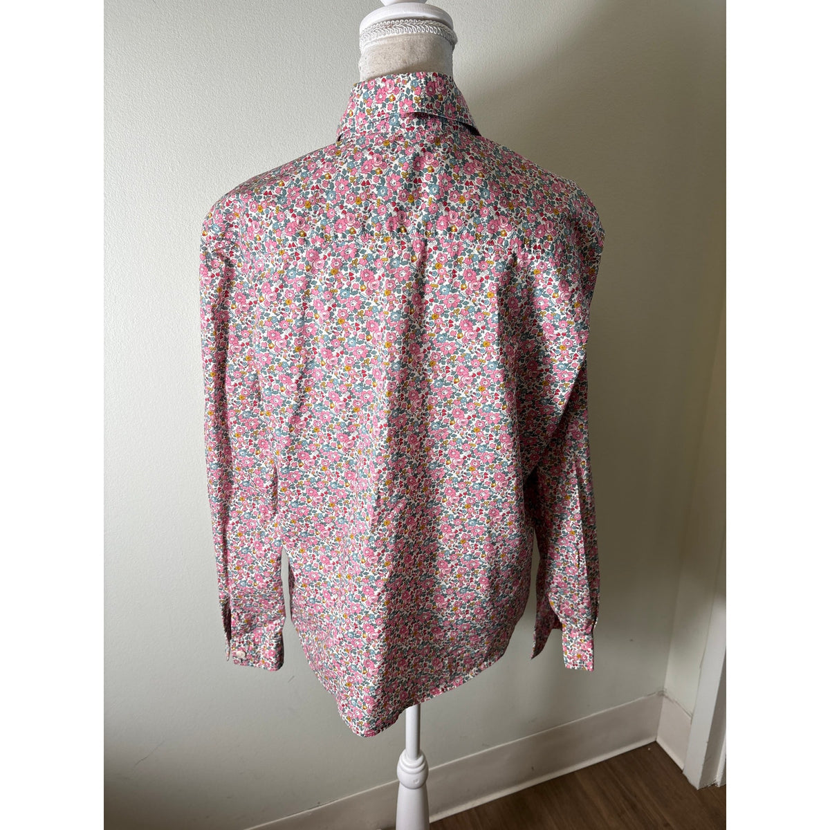 Danielle Rollins Mini Pink Floral Button Up Long Sleeve Shirt Sz M