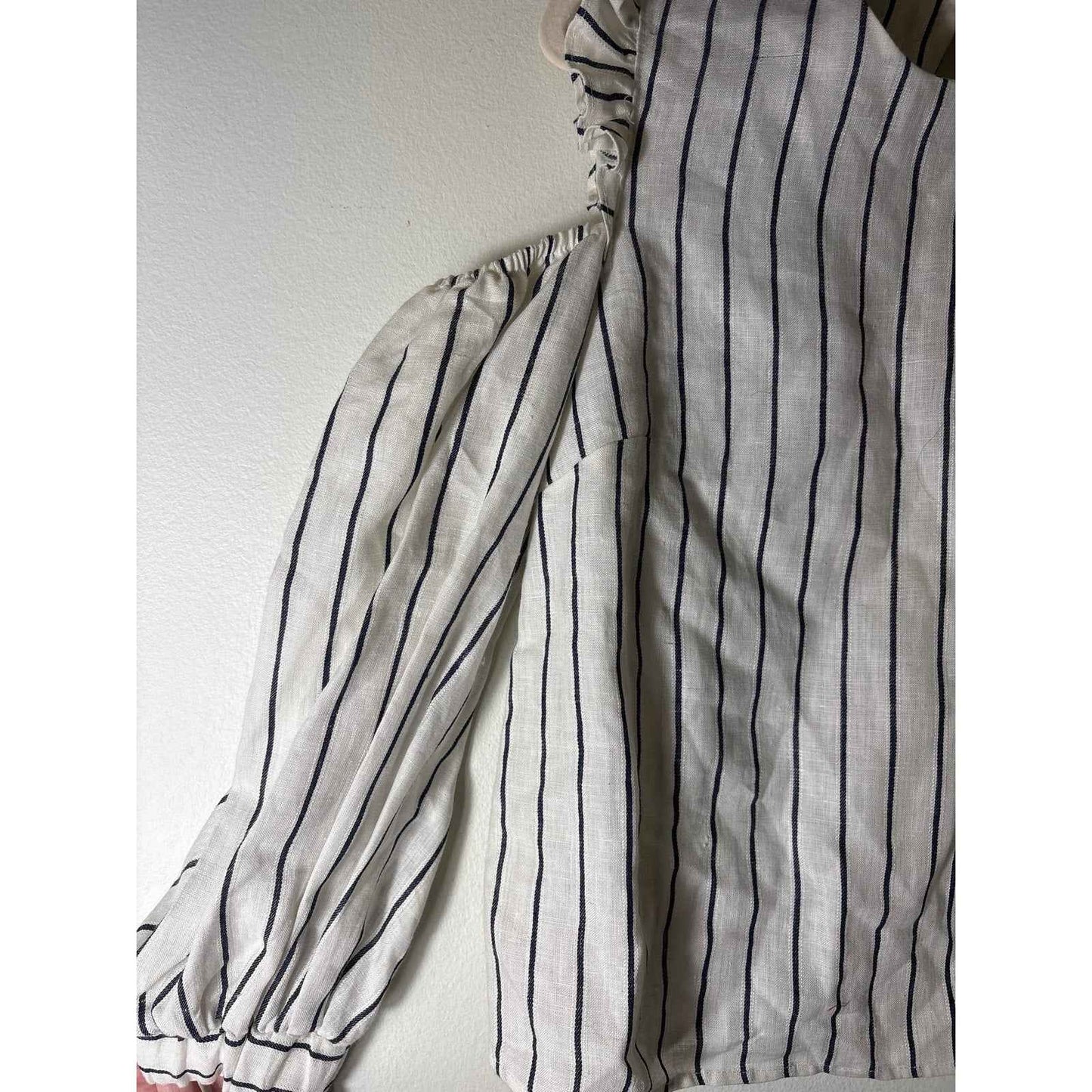 NWT Allen Schwartz White NAvy Stripe Long Sleeve Linen Cold Shoulder Sz S