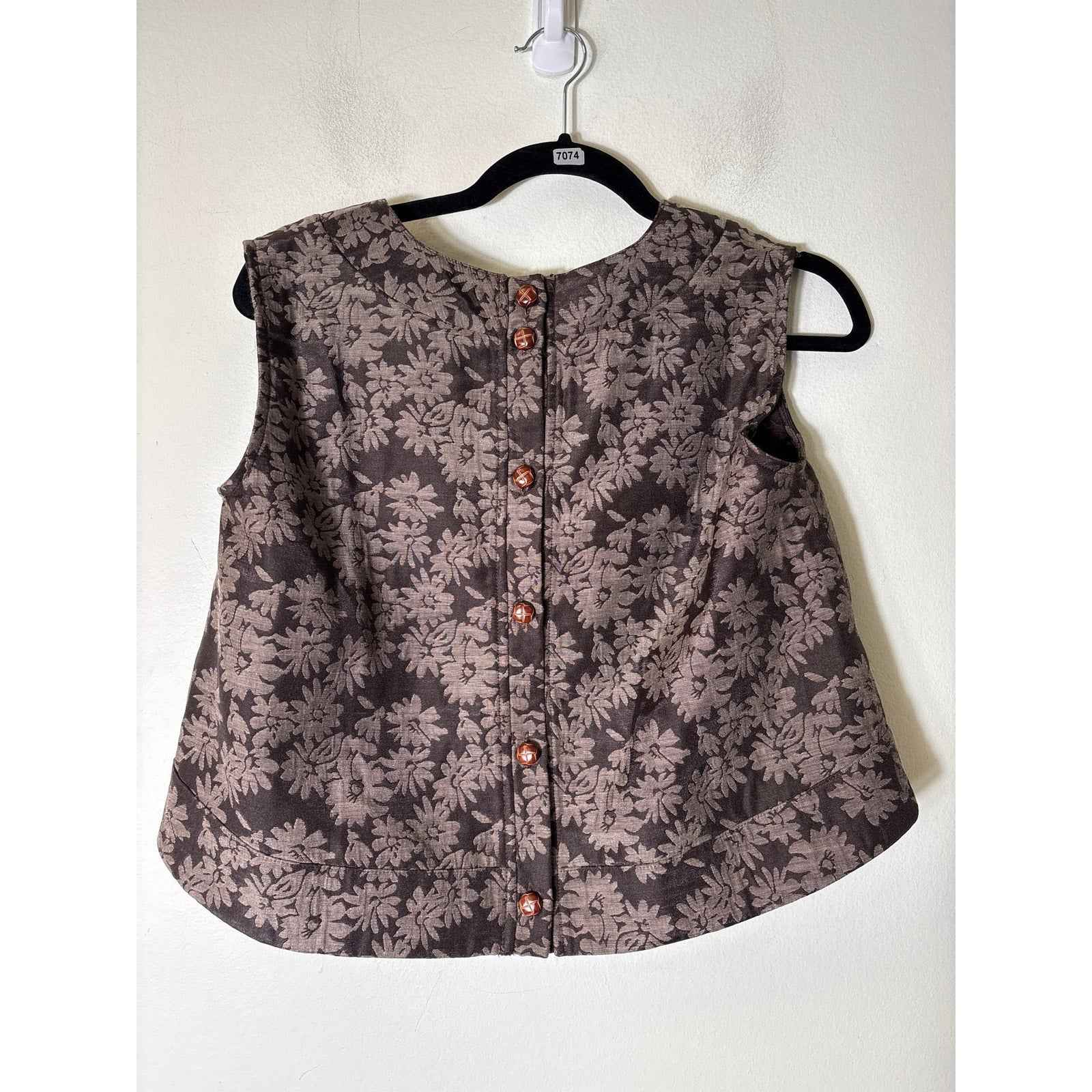 Buru Gray Floral Sleeveless V-Neck Cropped Top Sz S