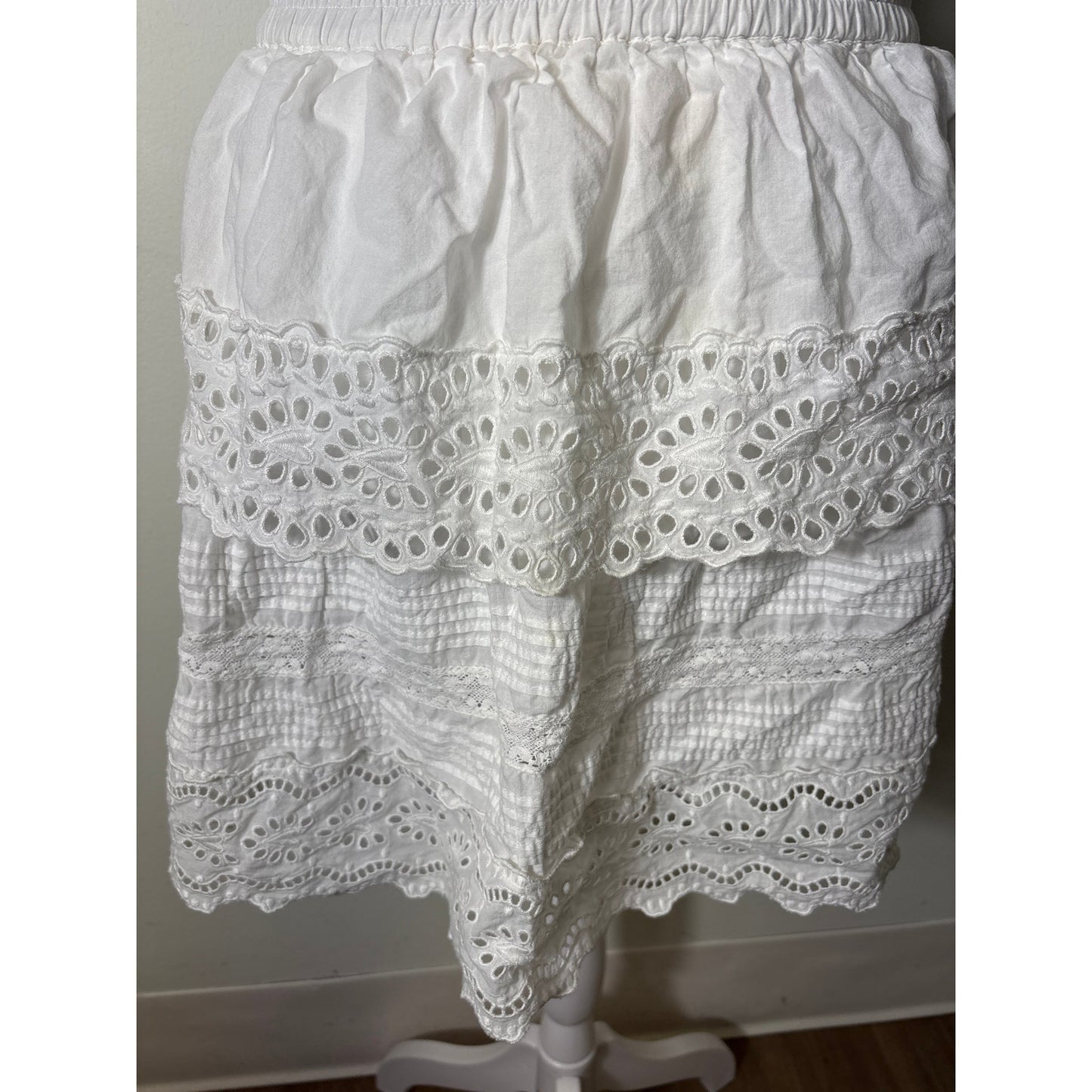 Sea White Eyelet Tiered Mini Skirt Sz M