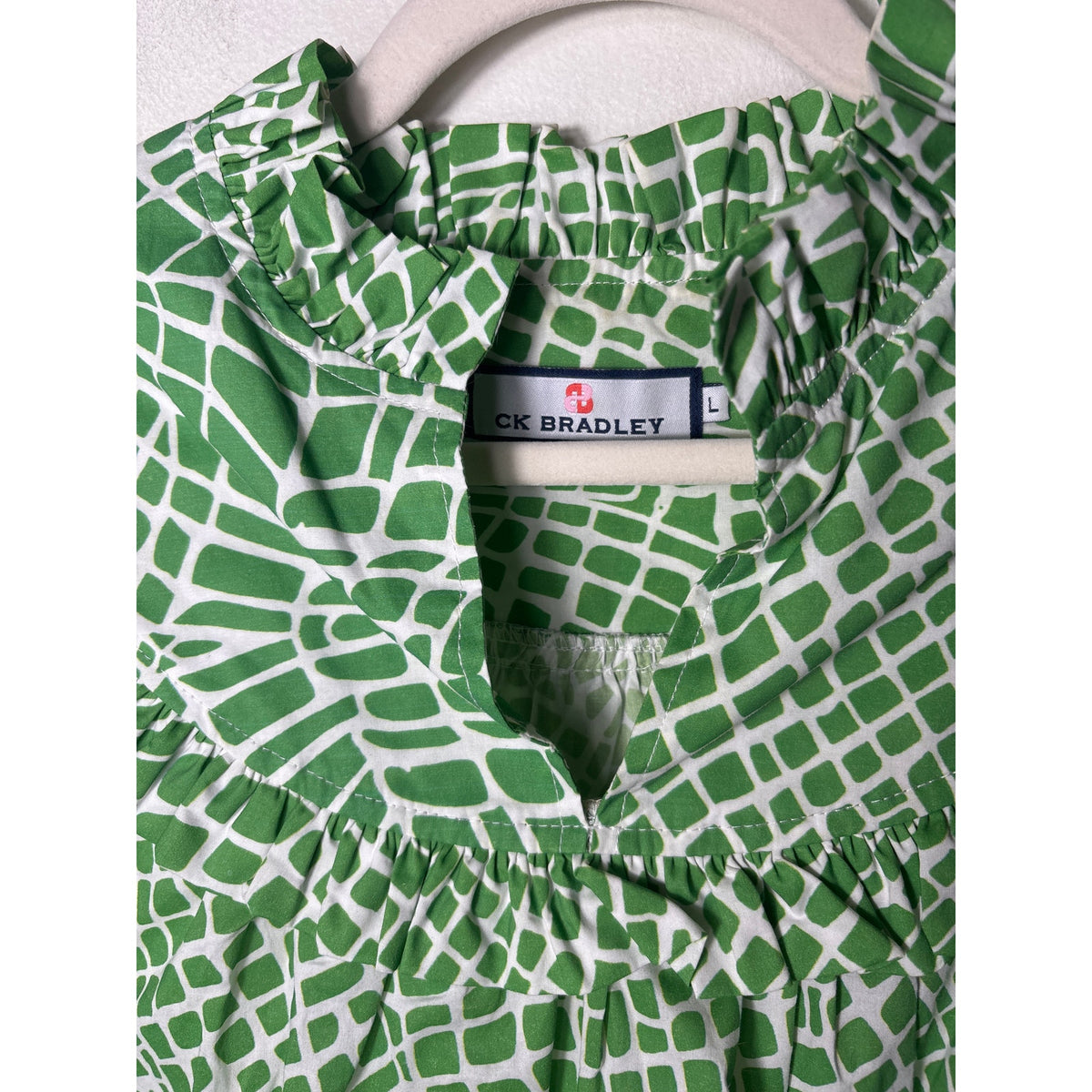 CK Brandley Green and White Flutter Sleeve Cotton Top Sz L