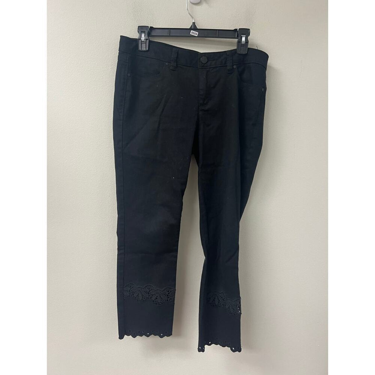 LC Lauren Conrad Black Lace Skinny Crop Size 8