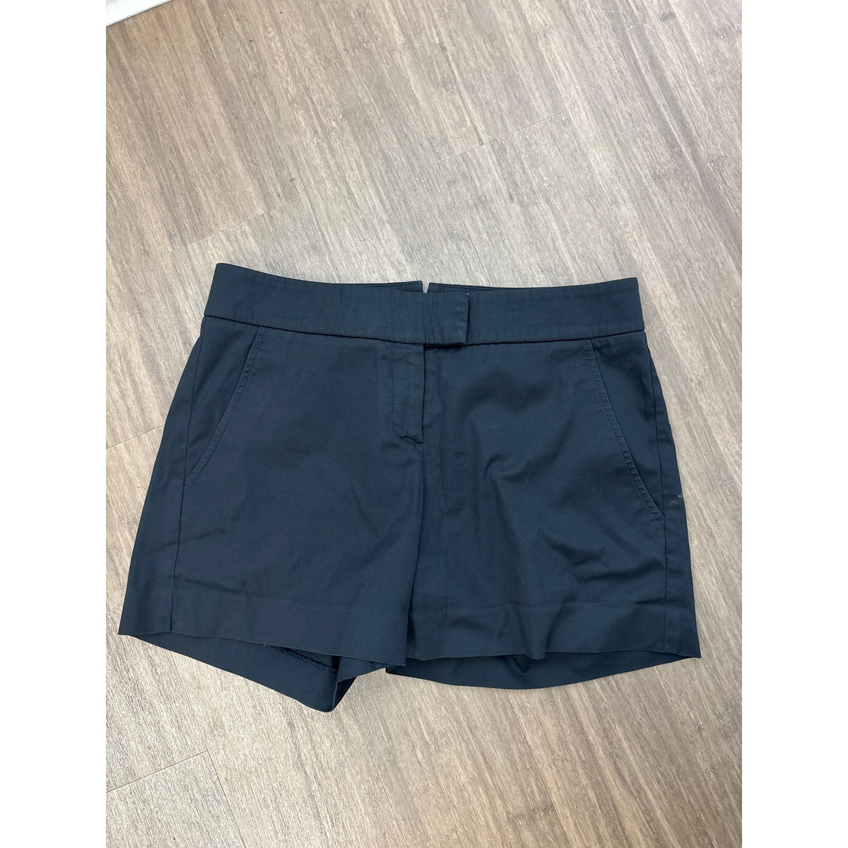 Theory Cropped black shorts Sz 2