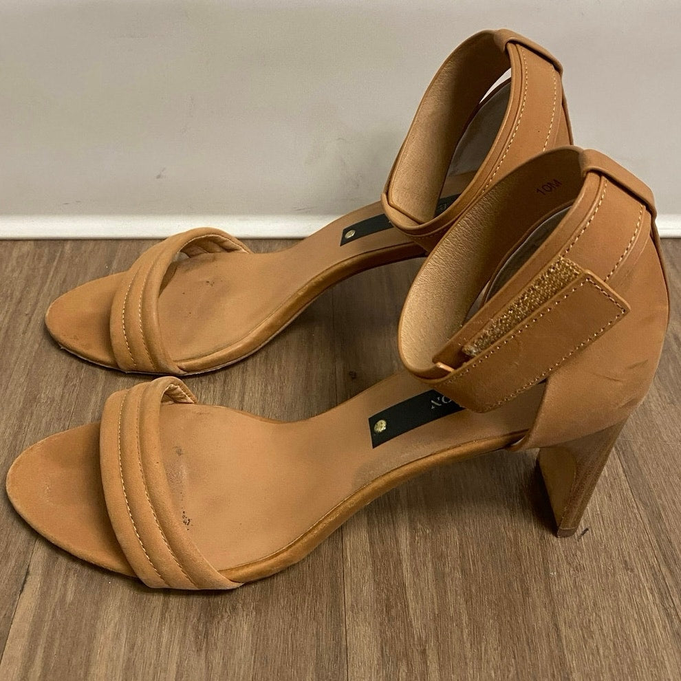 Matt Bernson Brown sandals. Sz 10
