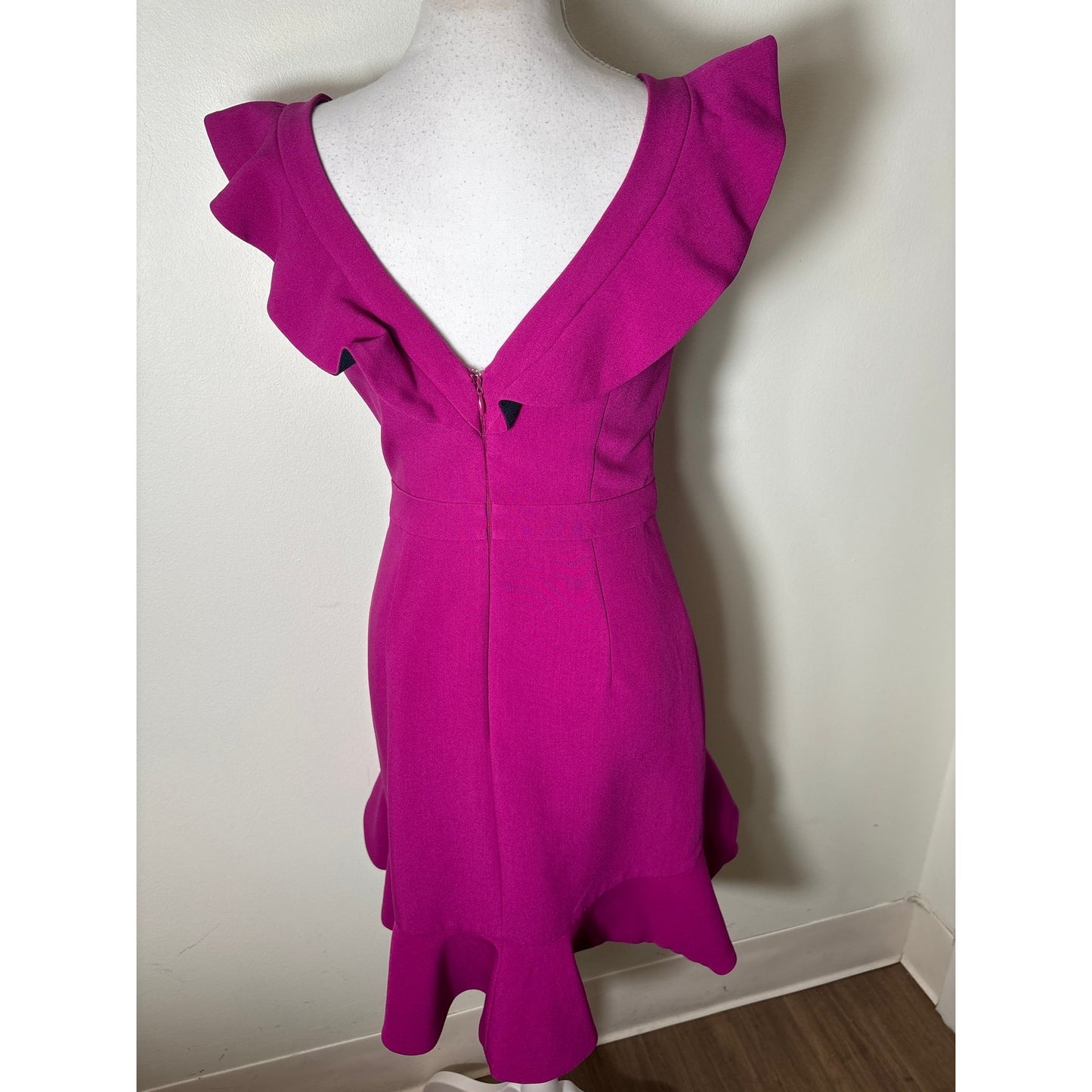 Aijek Magenta V-Neck Flutter Sleeve Special Occasion Dress Sz 1