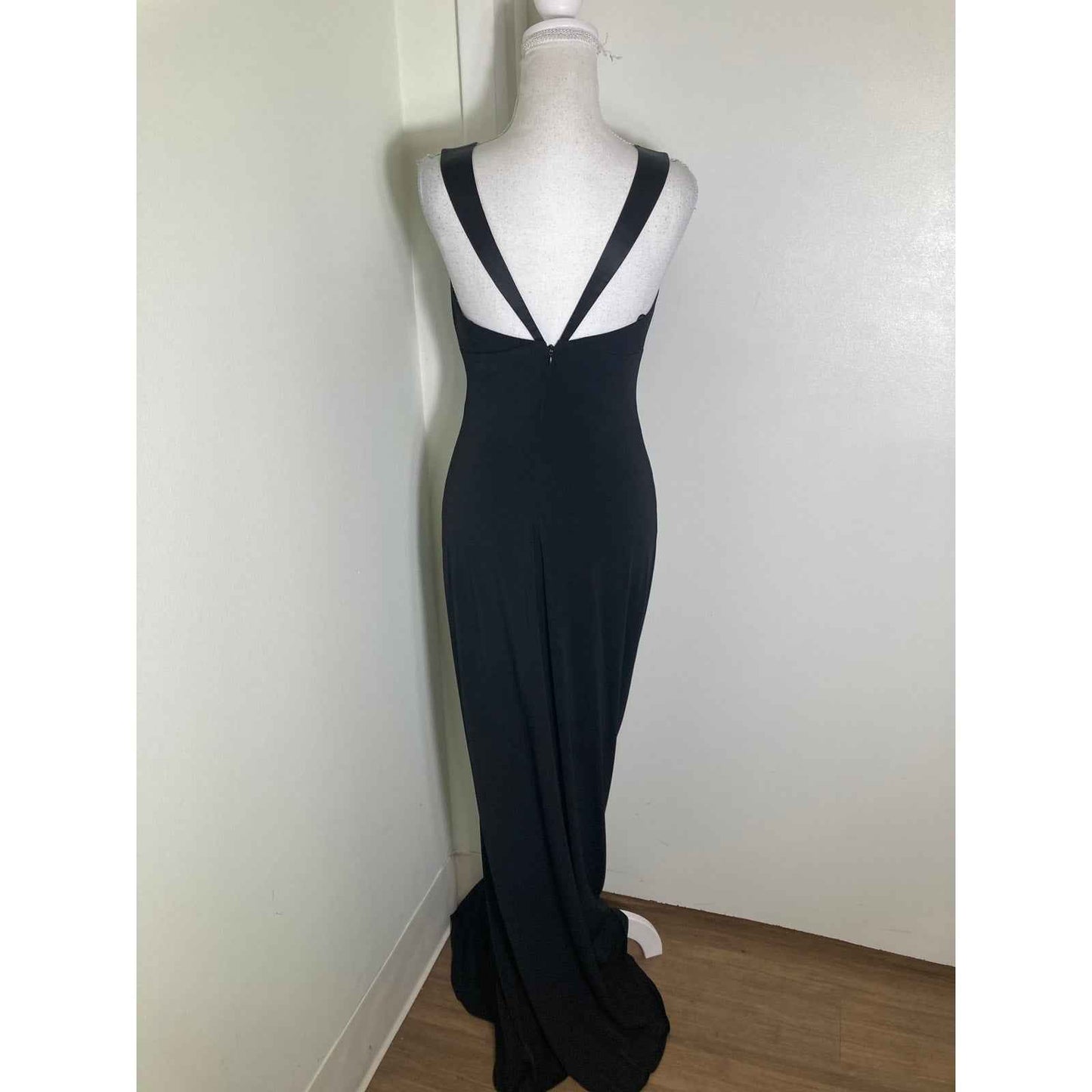 Laundry by design Black V-Neck Floor Length Evening Gown Sz 4