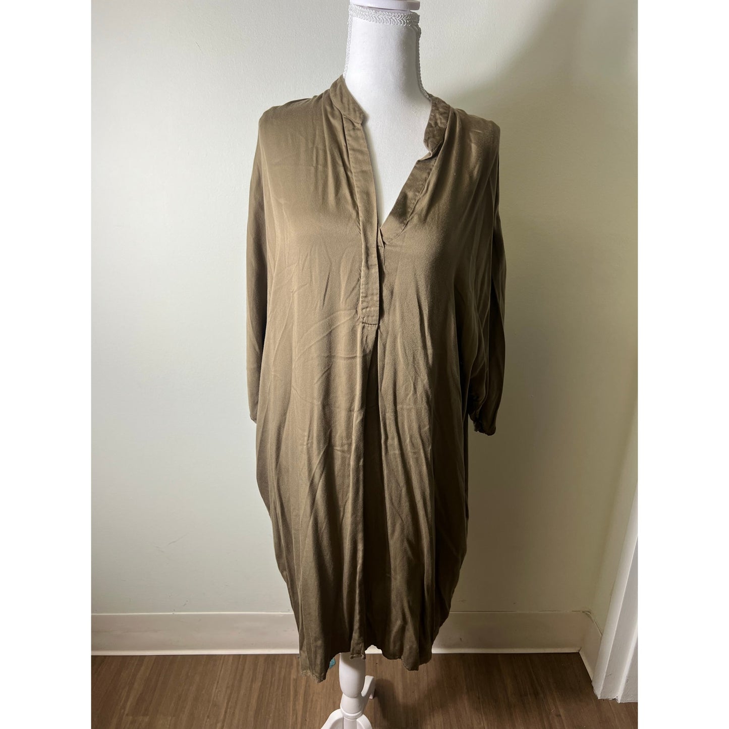 Neu Nomads Army Tan V Neck Short Sleeve Dress Sz L