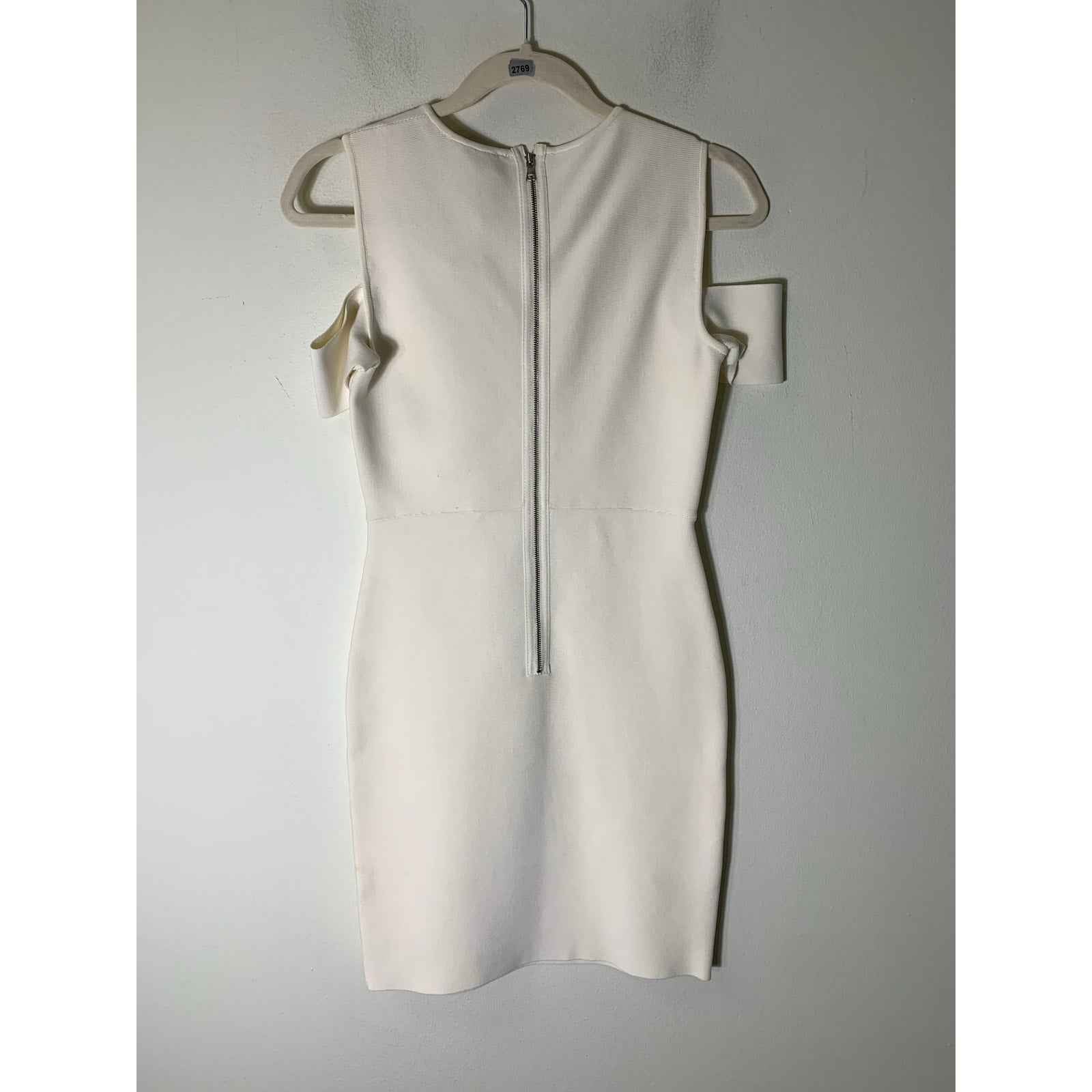 BCBG Maxazria Off White Knee Length Back Zip Sheath Dress Sz Sm