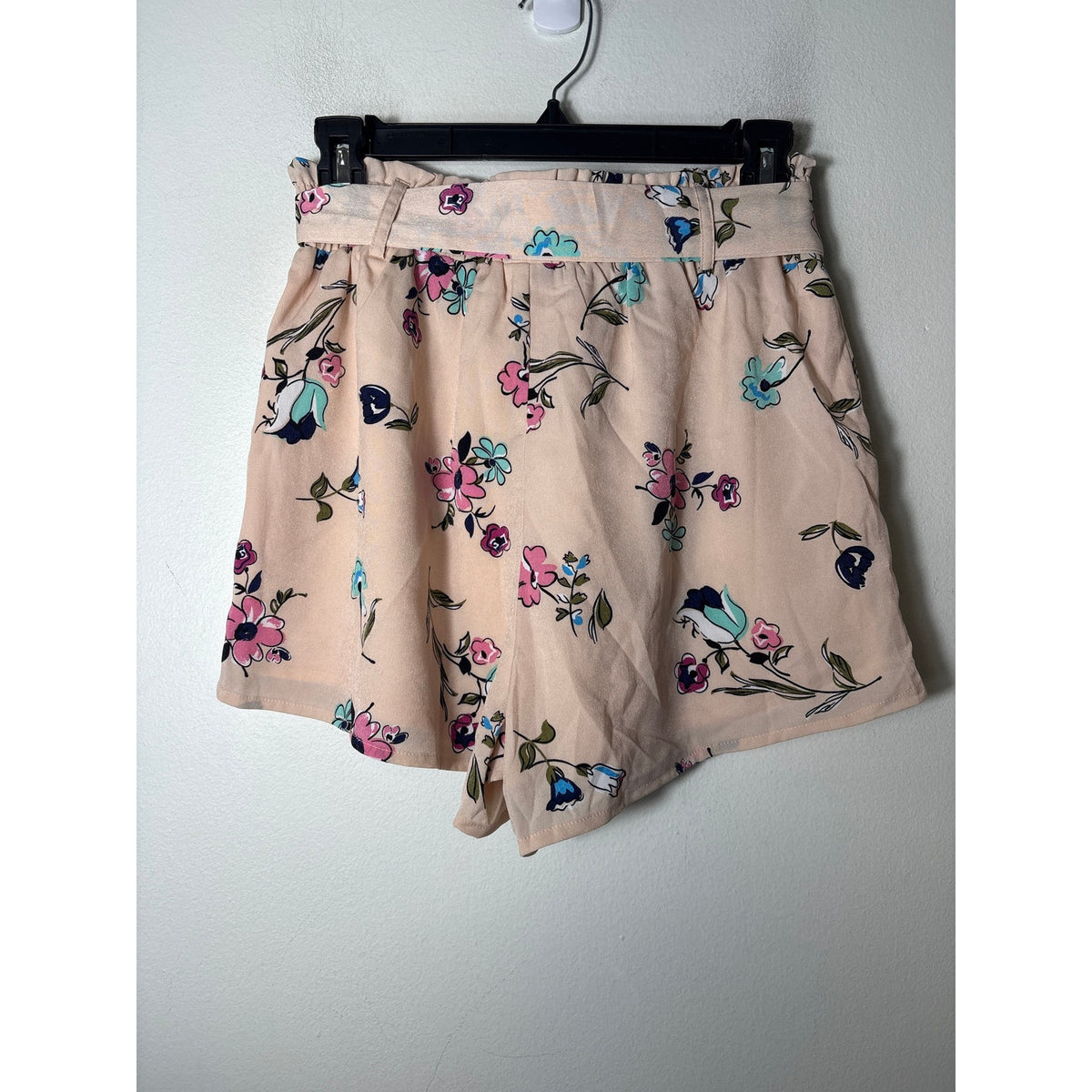 NWT J.O.A. Pink Floral Short Shorts Sz S