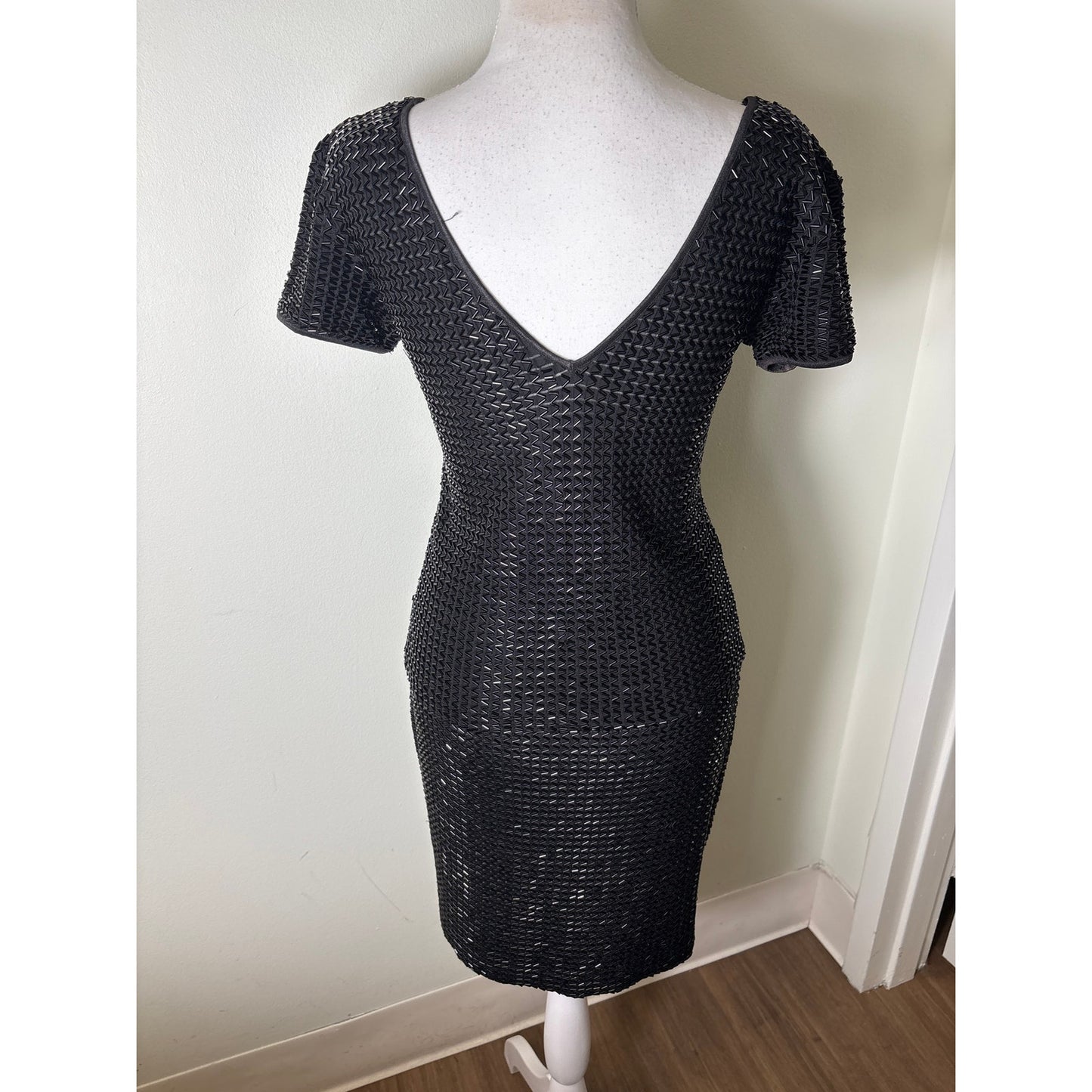 Cache Black Short Sleeve V-Neck Beaded Skirt and Shirt Sz M