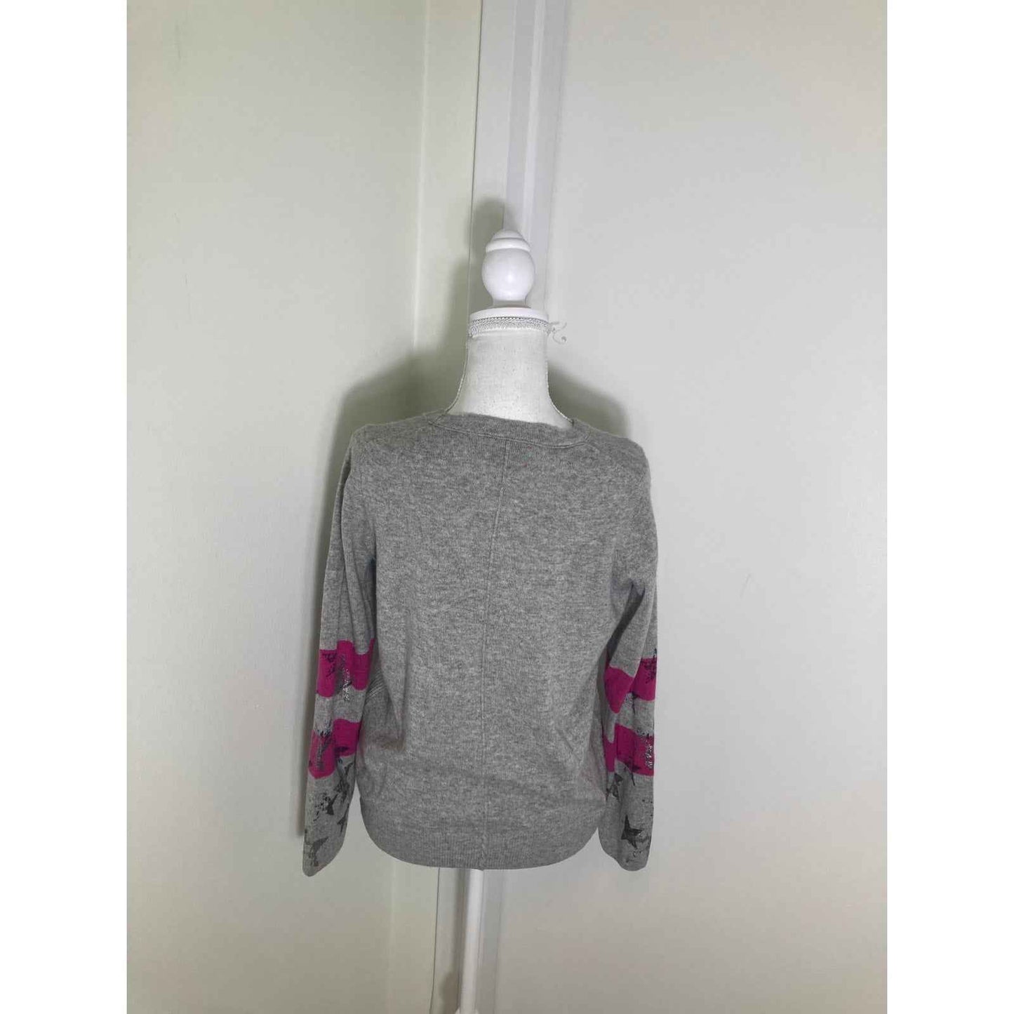 L+t Gray Star W Pink Stirpe Sleeve Sweater Sz M