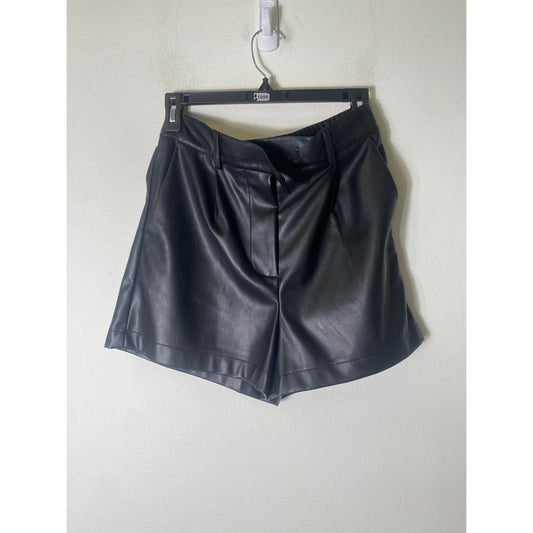 Steve Madden Black Faux Leather Short Shorts Sz S