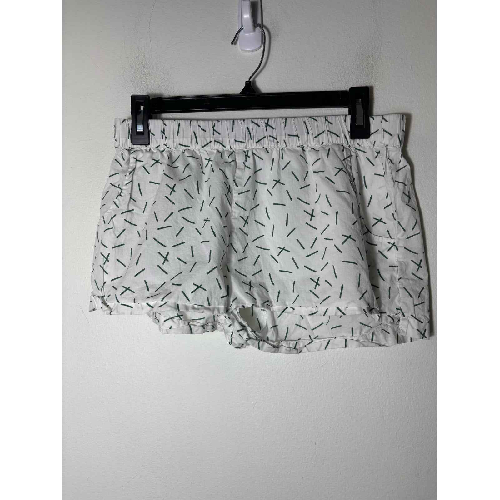 Lake White and Green Long Sleeve Button Up Cotton PJ Top Sz S