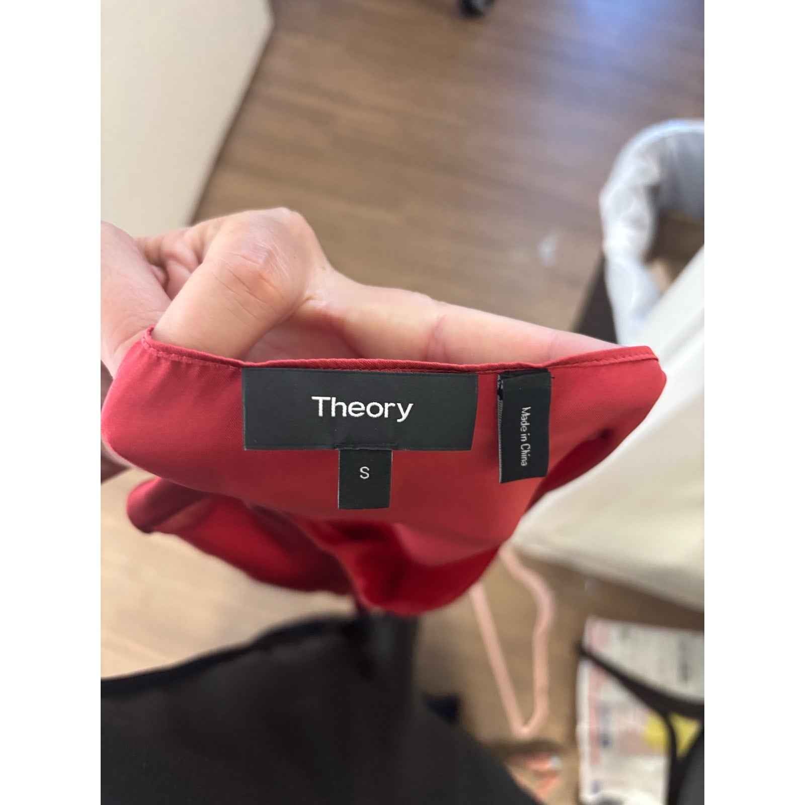 Theory Red Silk Sleeveless Stop SZ S