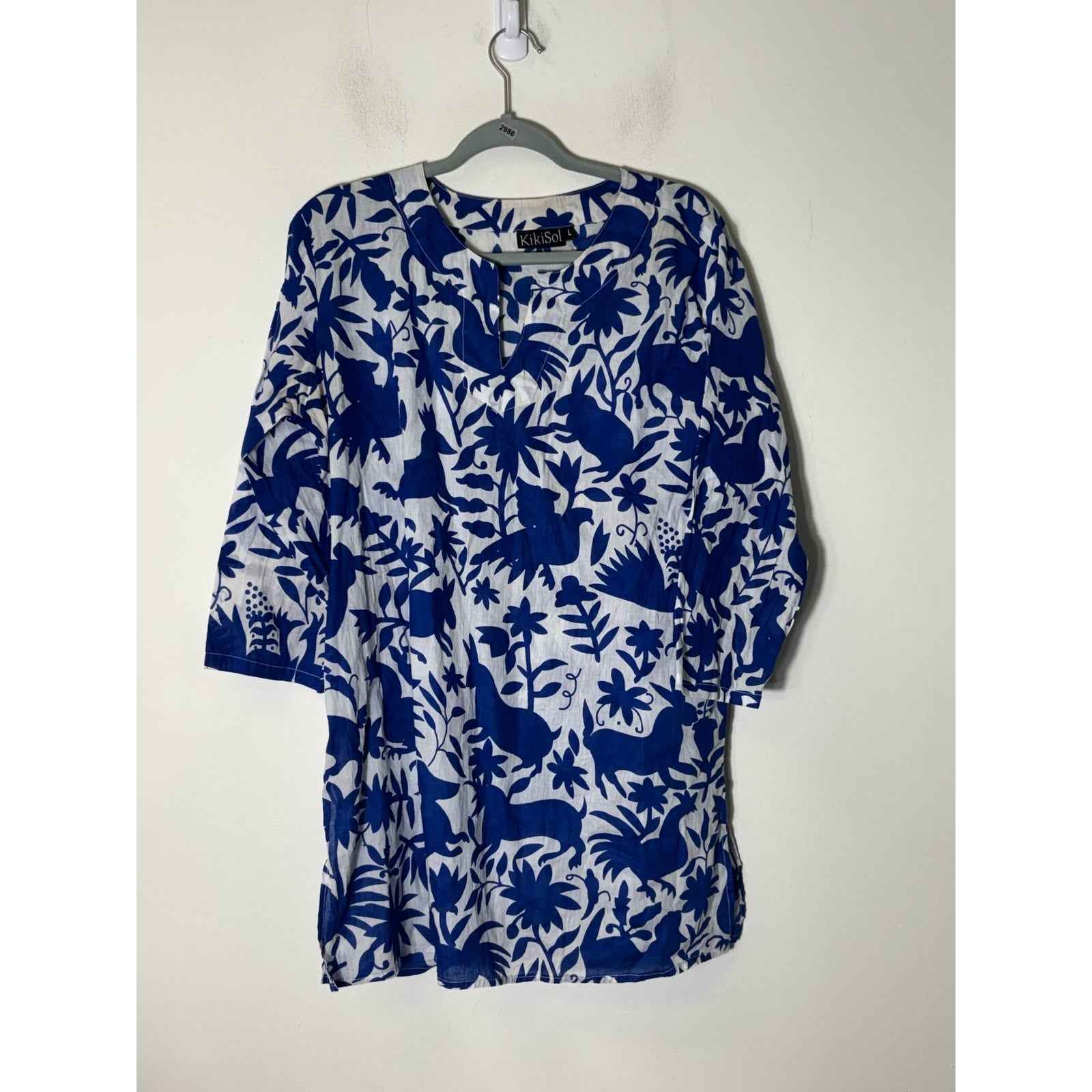 Woman's Bundle of 2 Boutique KikiSol Tunic and Scarf