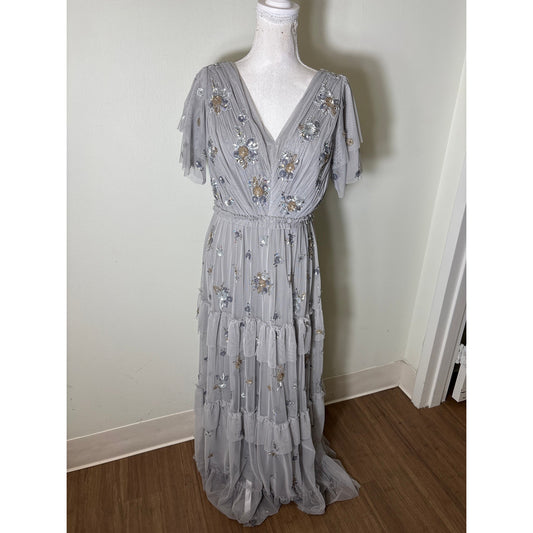 Mac Duggal Powder Floral Sequin Flutter Sleeve Gown Sz 8