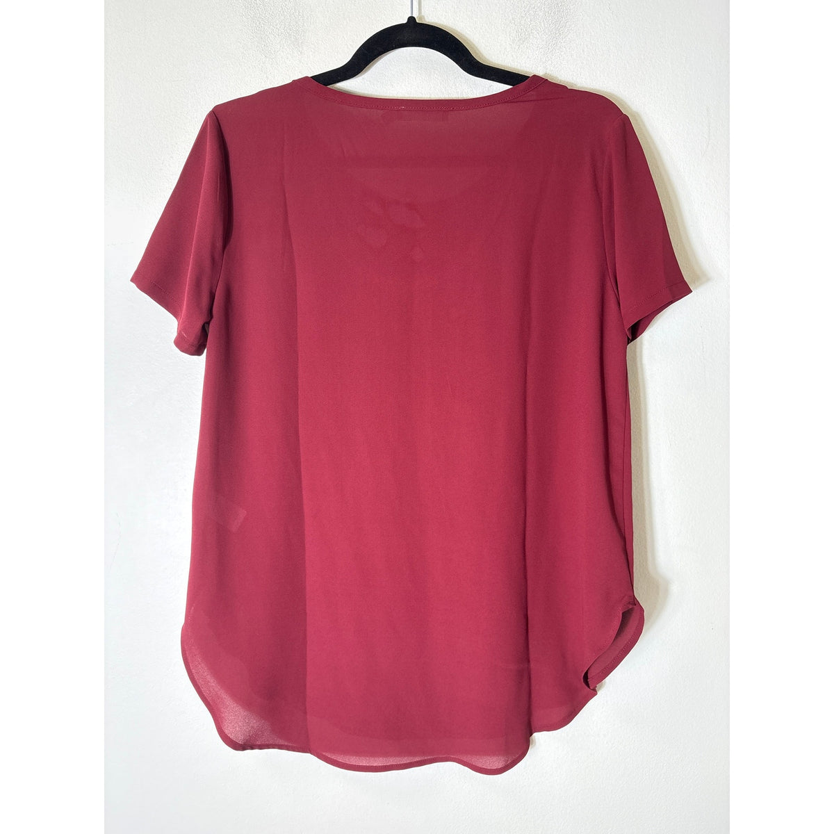 LUSH Maroon Short SLeeve Crew Neck Front Pocket Shirt Sz S