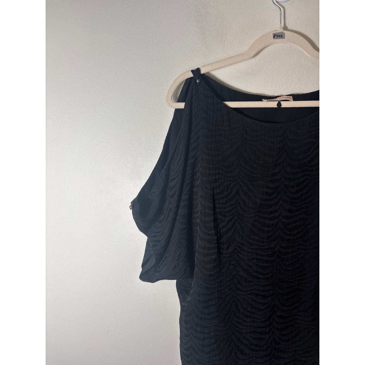Rebecca Taylor Black Cold Shoulder Short Sleeve Textured top Sz 6