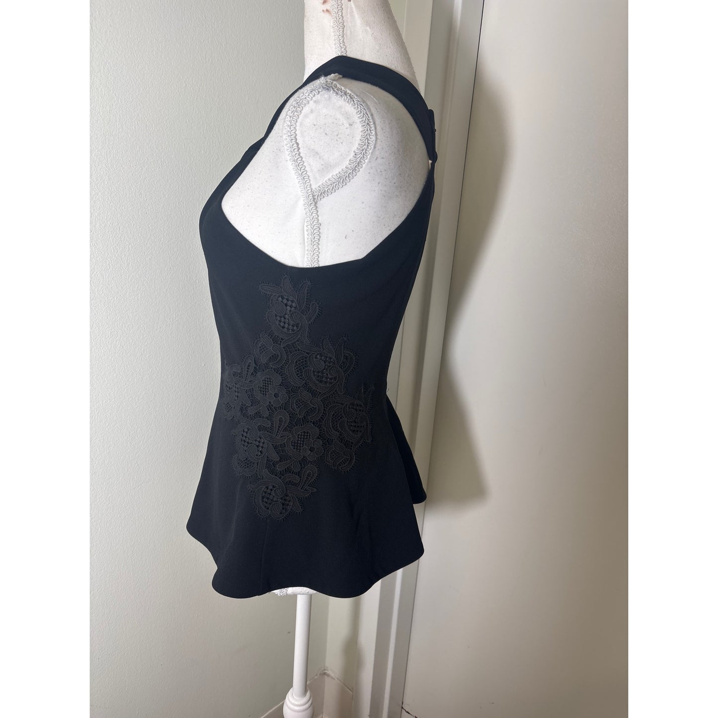 Rebecca Taylor Black Sleeveless Embroidered Peplum Top Sz 2