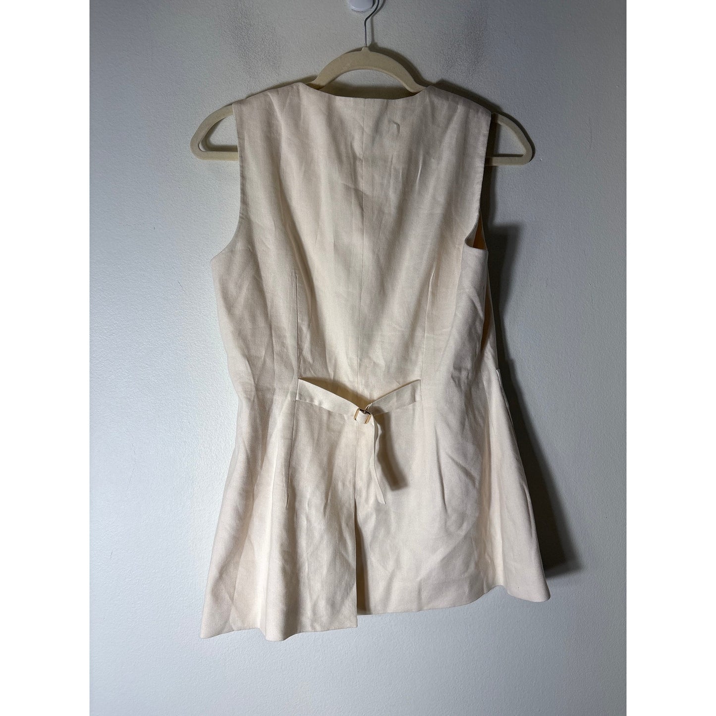 Antonio Melani Off White Sleeveless Linen Button Up Vest Sz 4