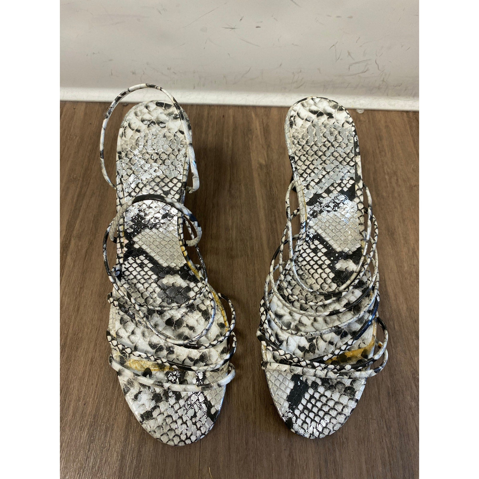 Cleere Closet | New & Used Designer Clothing, Shoes, Bags & Jewelry for All