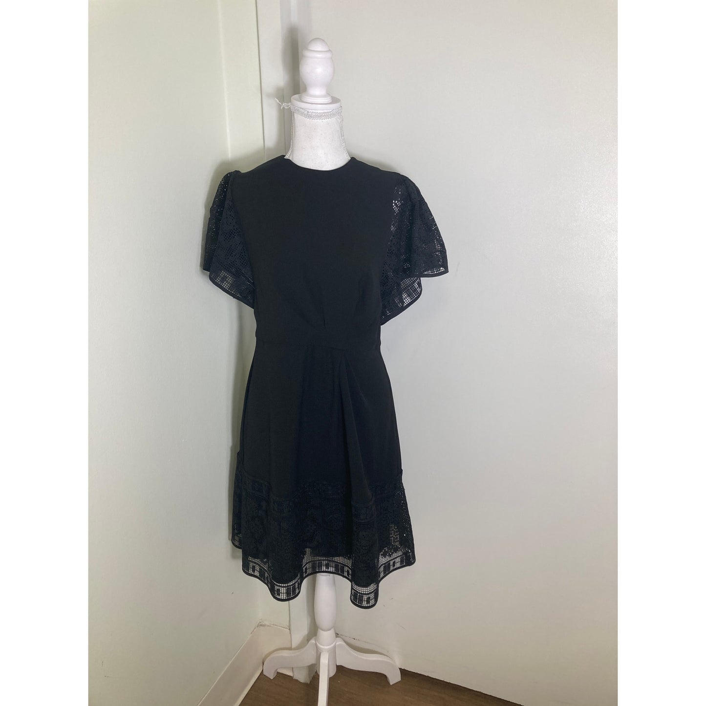 Pearl Black Lace Flutter Sleeve Mini Dress Sz 4