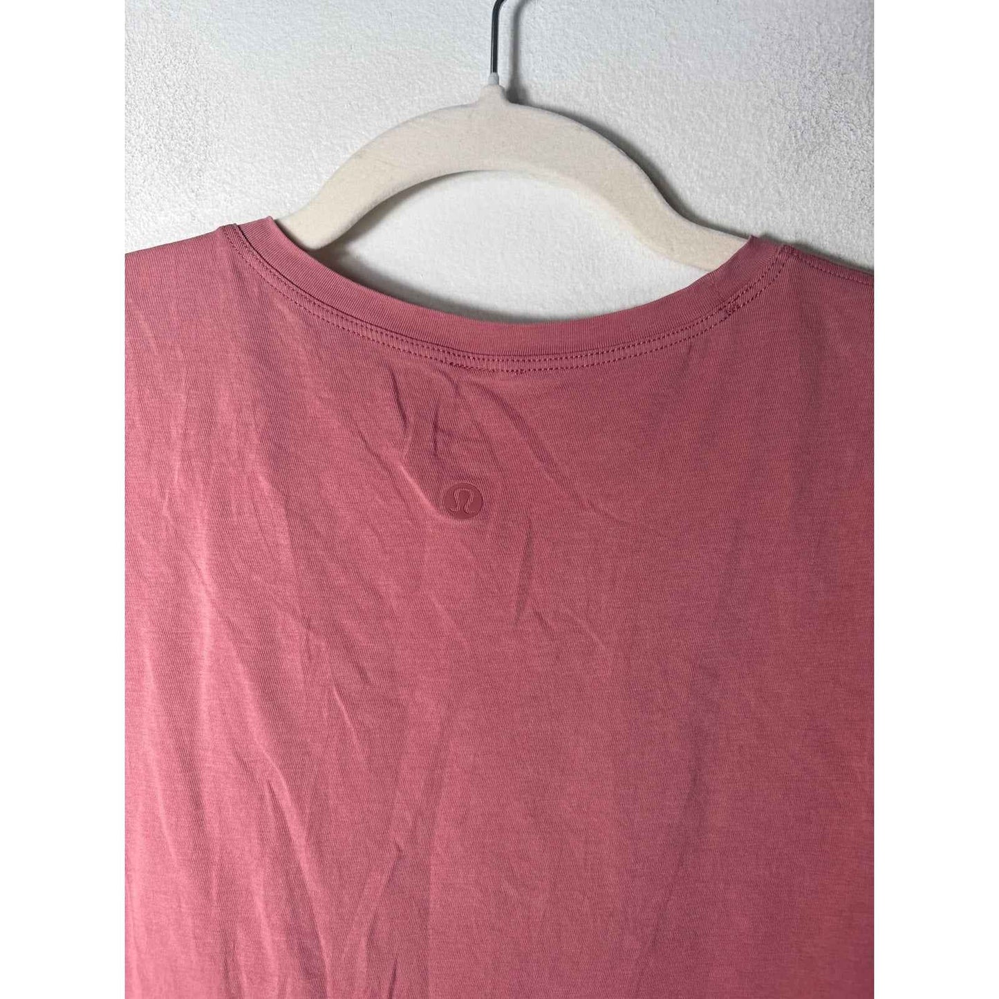 Lululemon Dusty Red Sleeveless Crew Neck Athletic Shirt Sz M